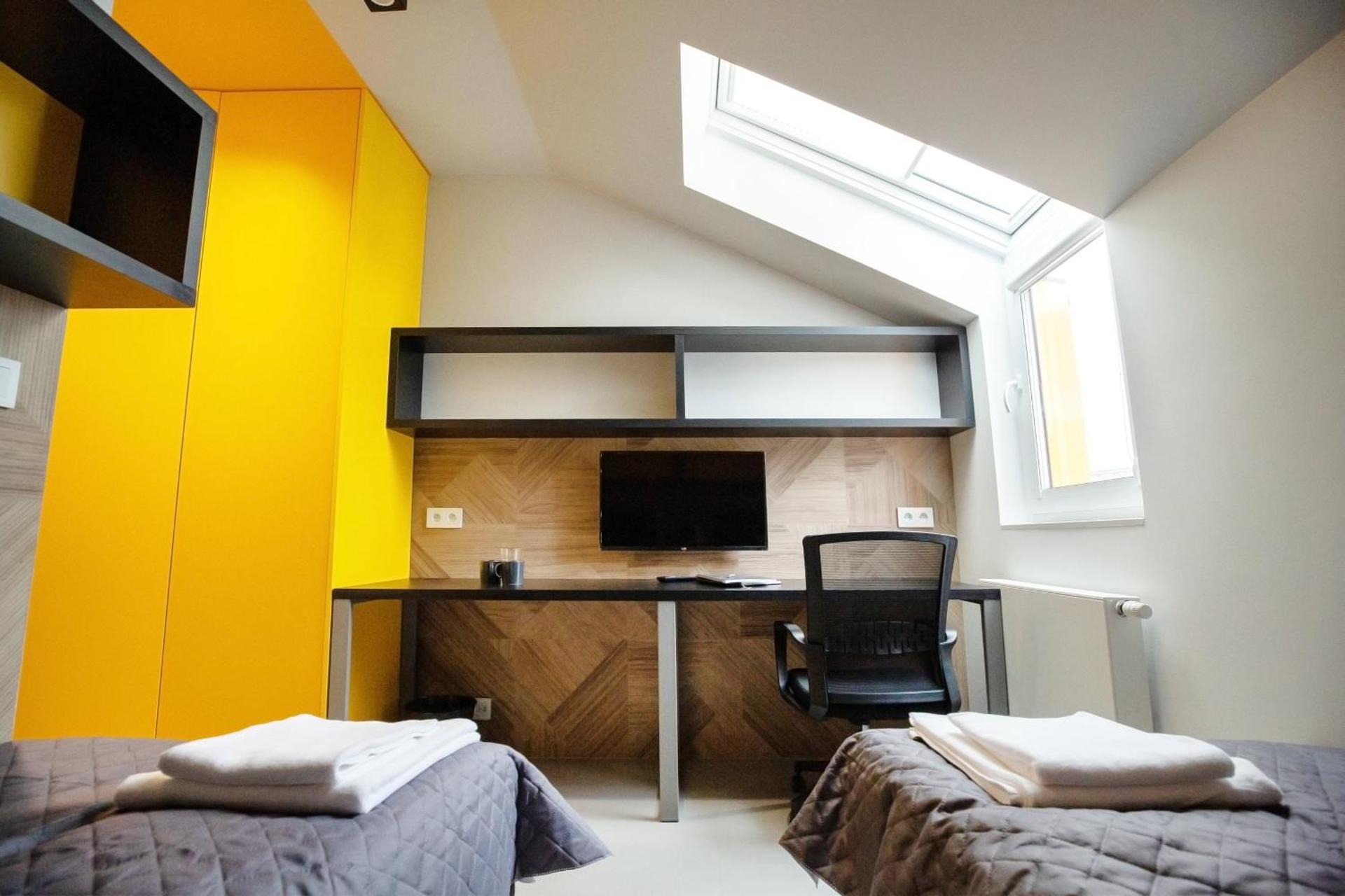 Photo of the whole room