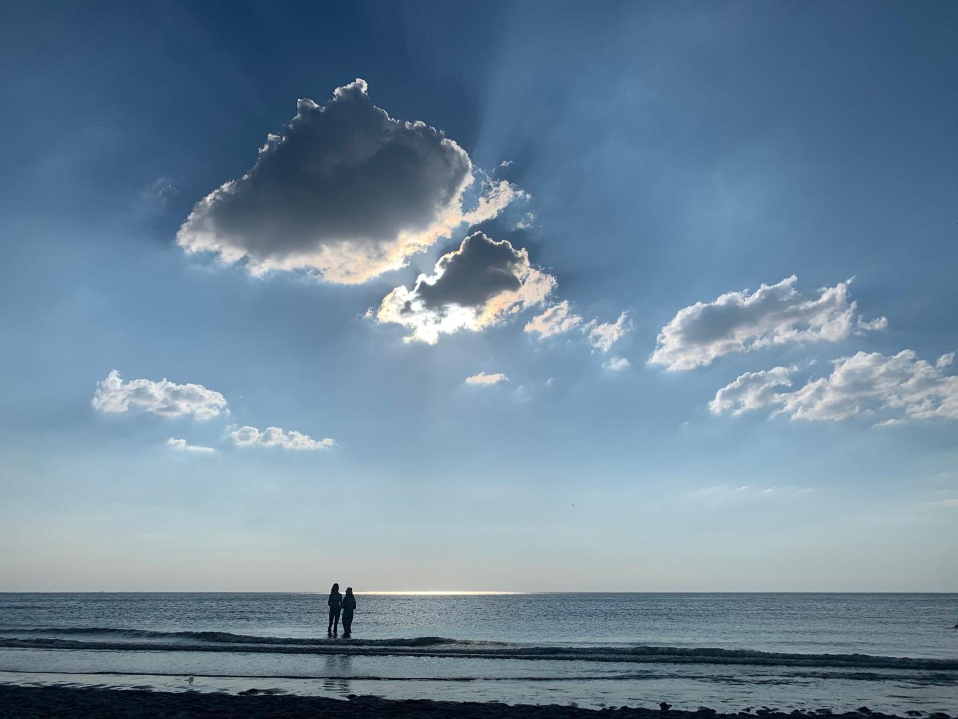 Beach House Parallel