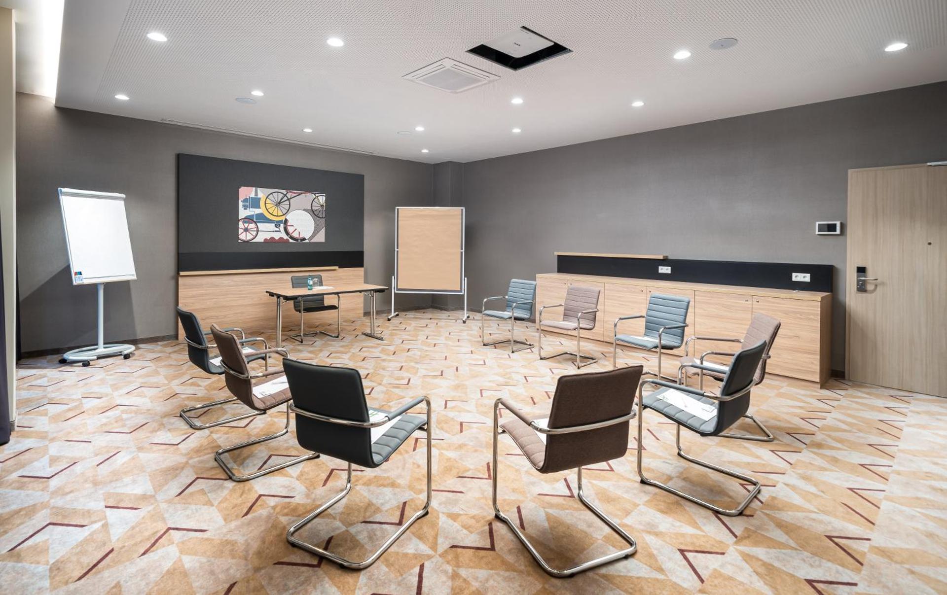 Meeting/conference room