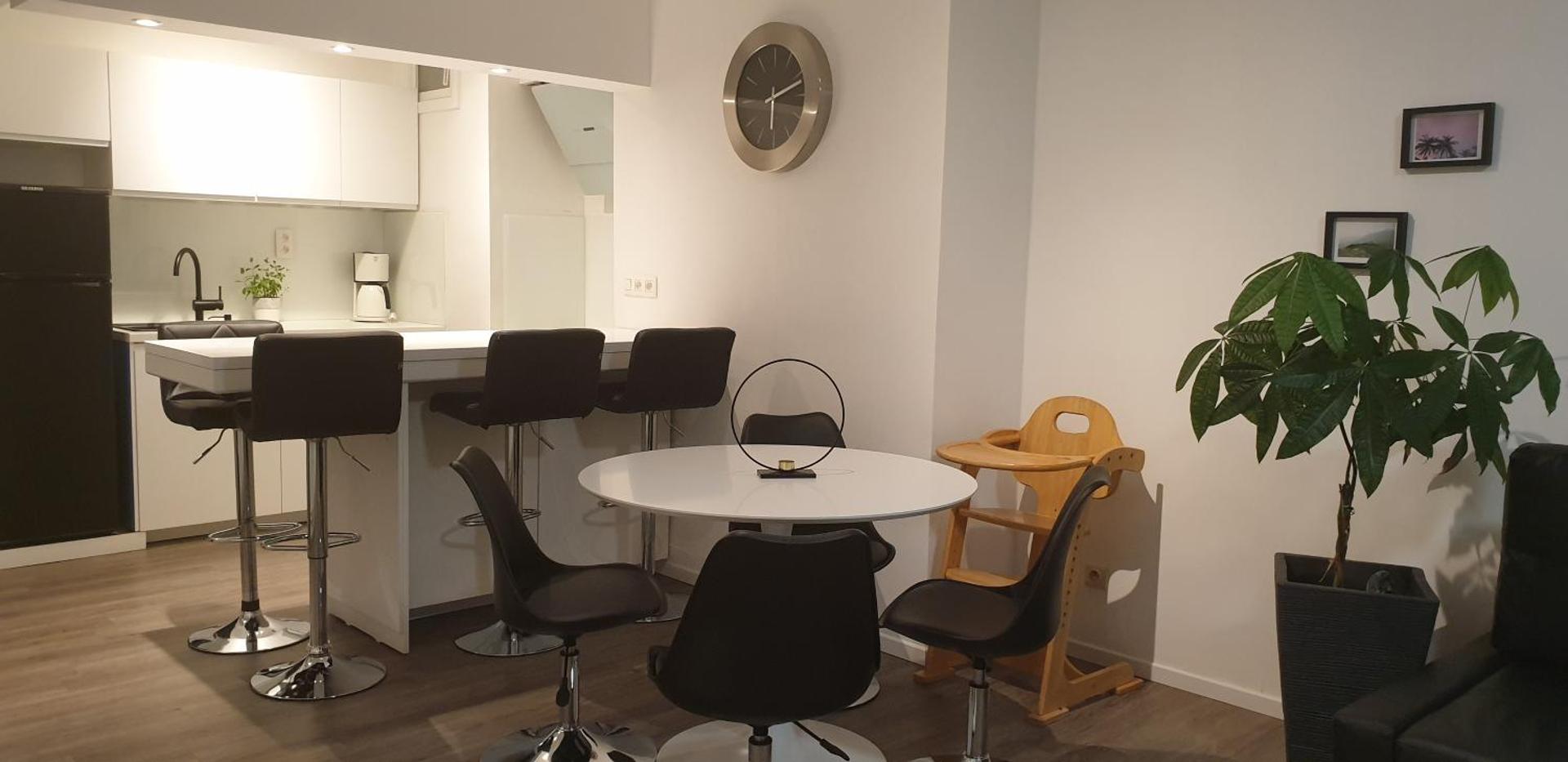 James Sun Beach Apartment