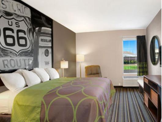 Super 8 by Wyndham Stafford/Springfield Area