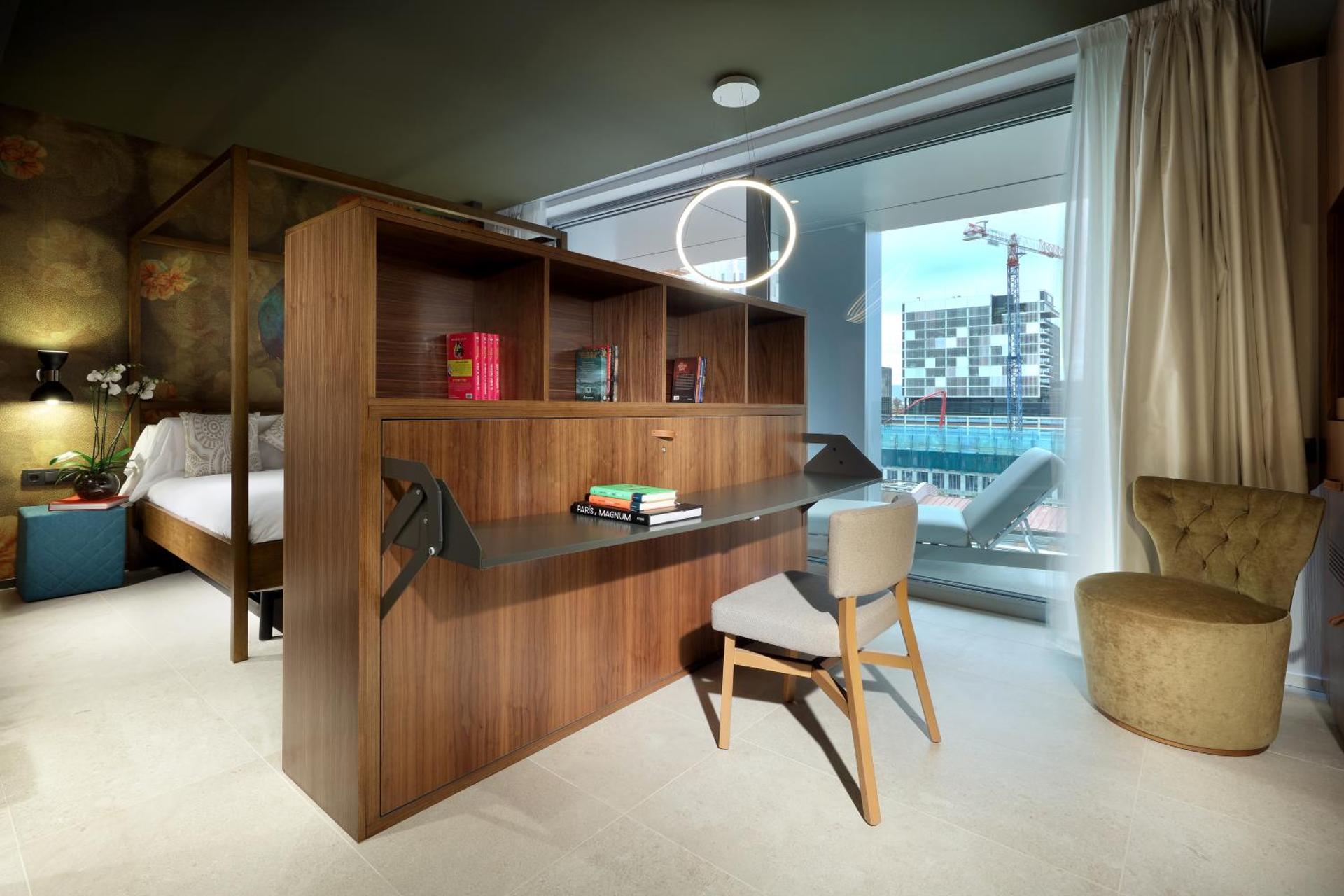 Photo of the whole room