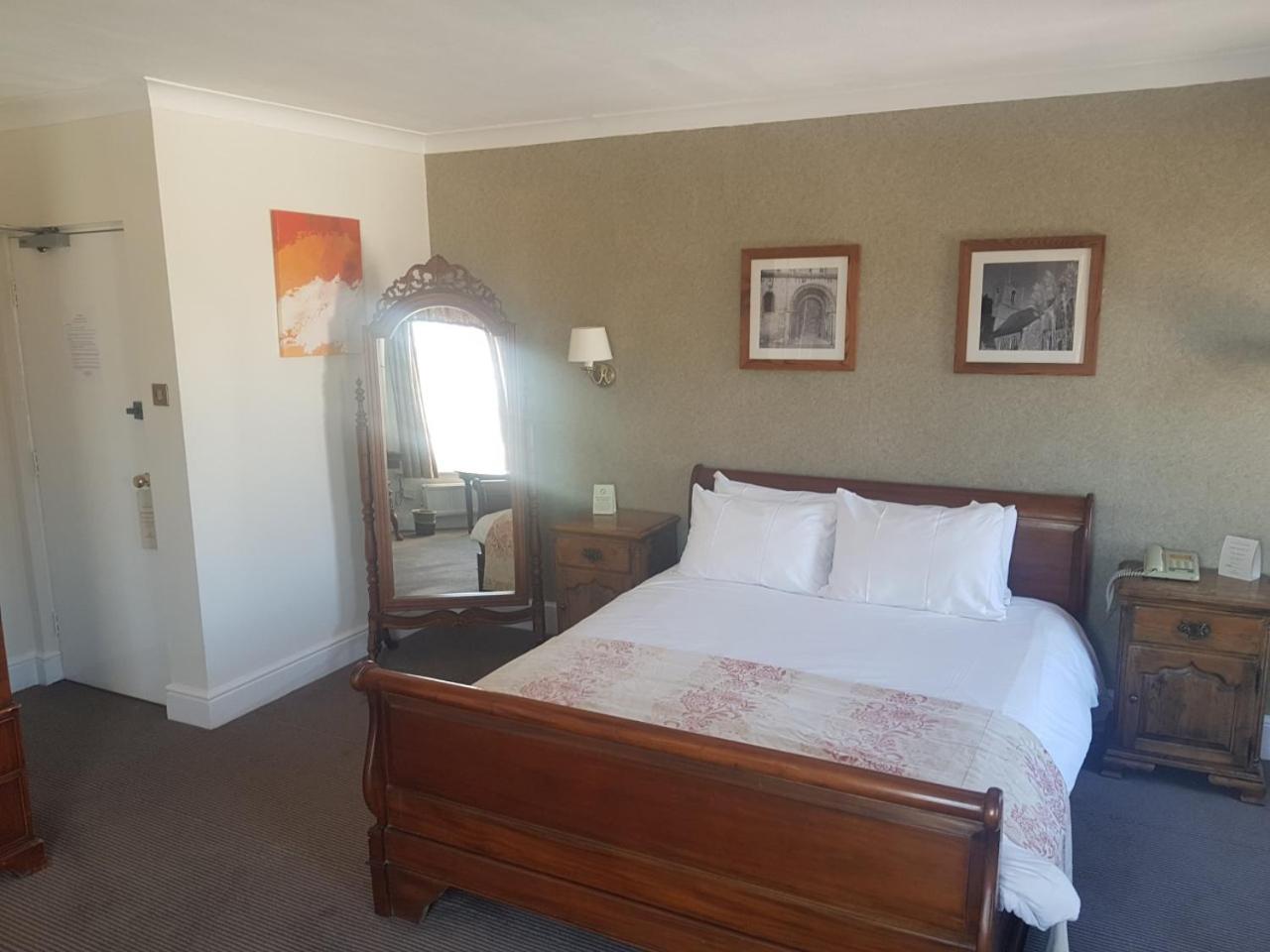 George Hotel by Greene King Inns