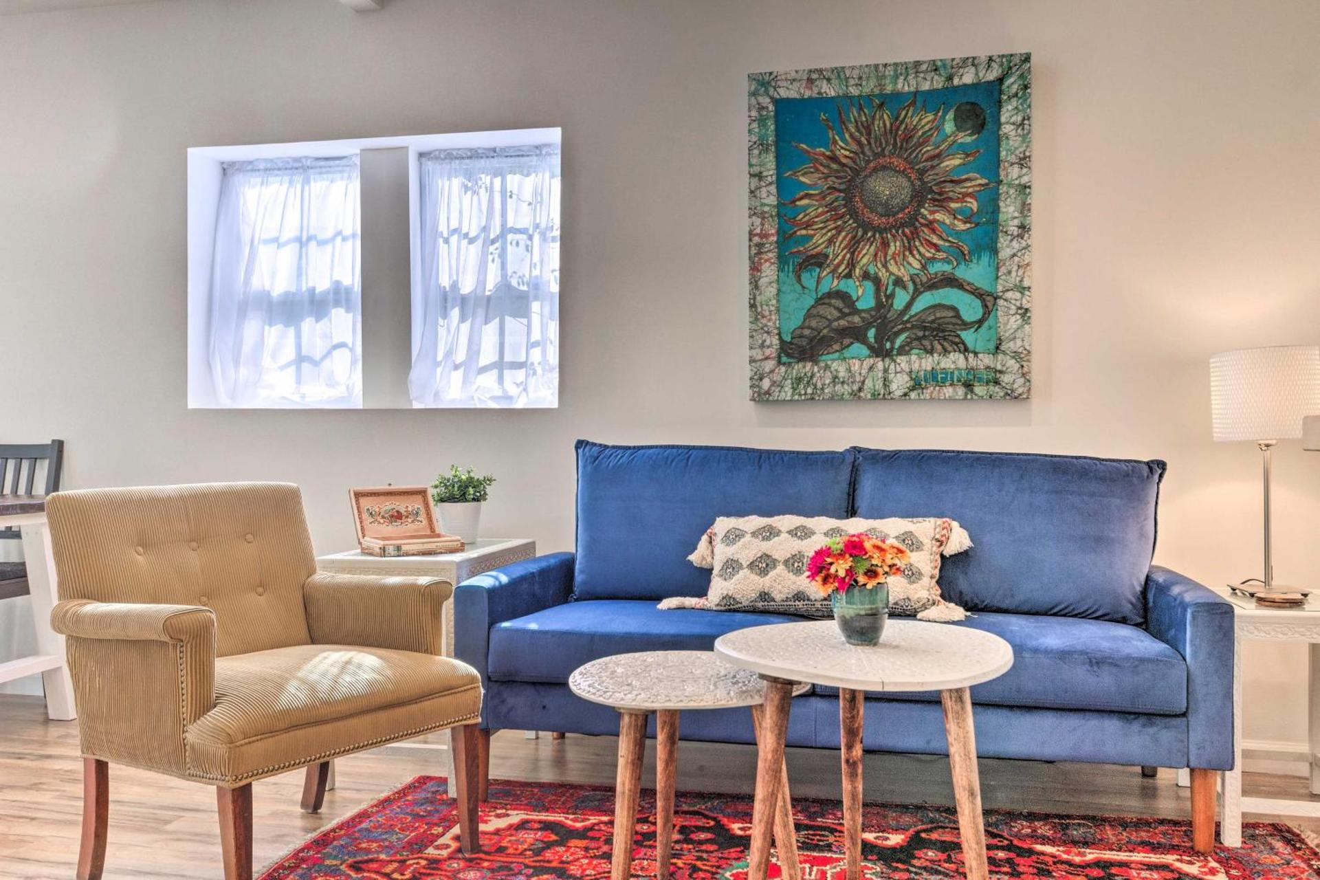 Claires Cottage about 4 Mi to Downtown Greenville!