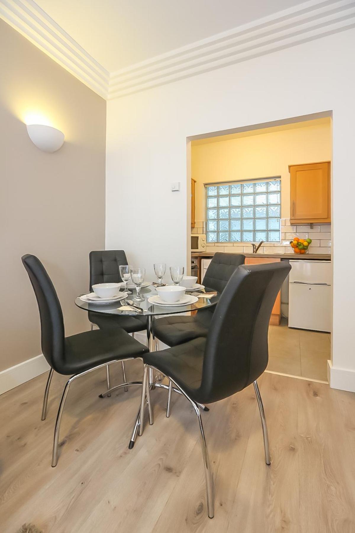 IFSC Townhouse Apartments