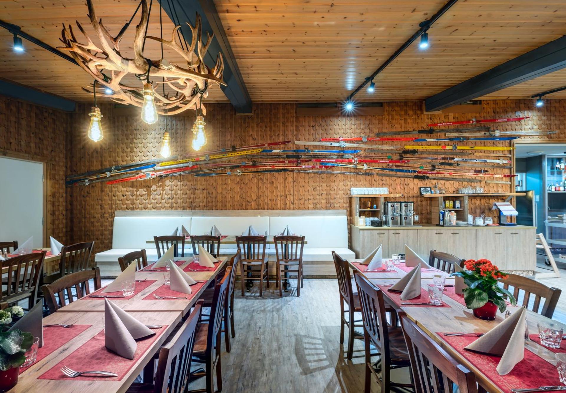 Restaurant/places to eat