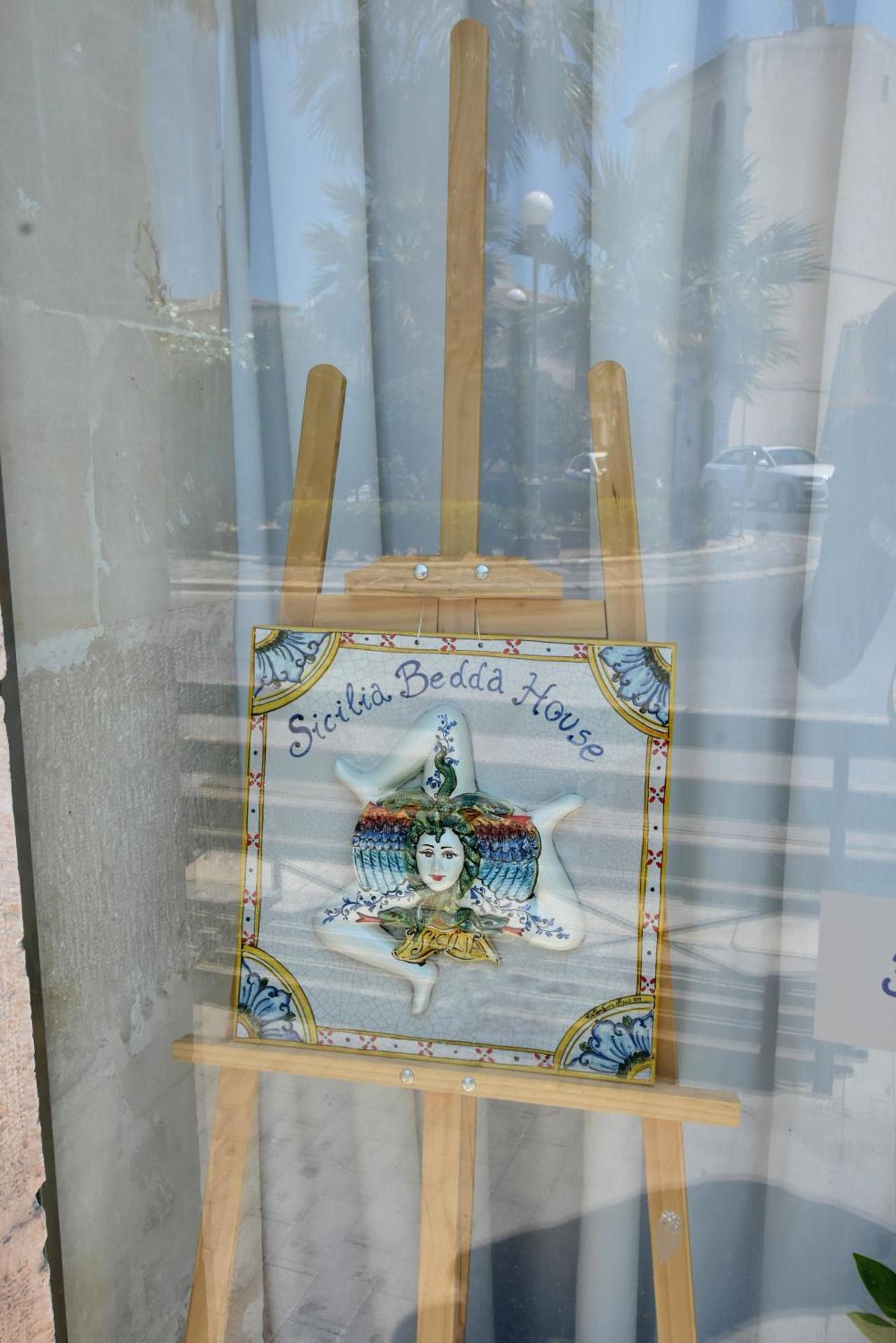 Property logo or sign