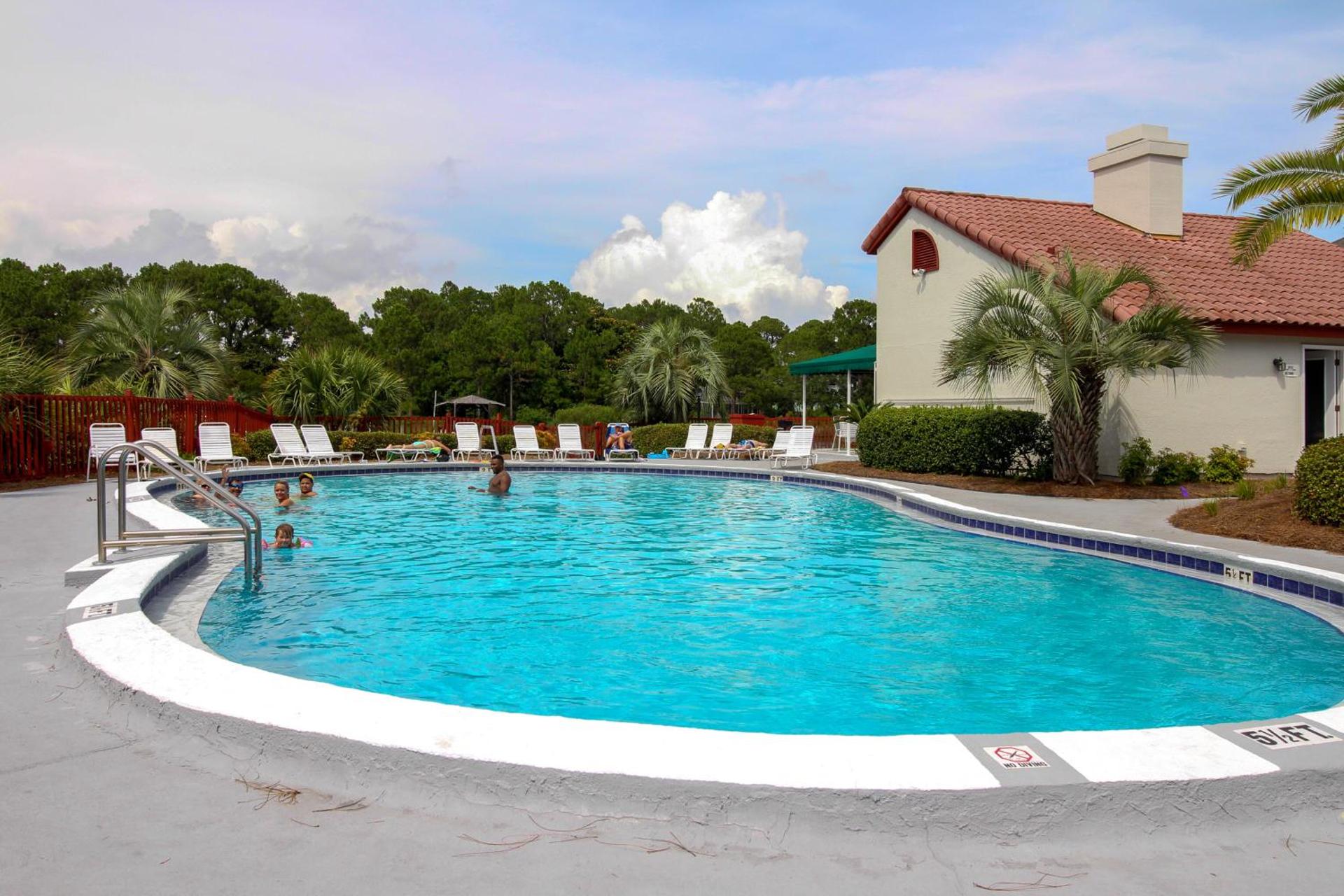 The Inn at St. Thomas Square #1303A