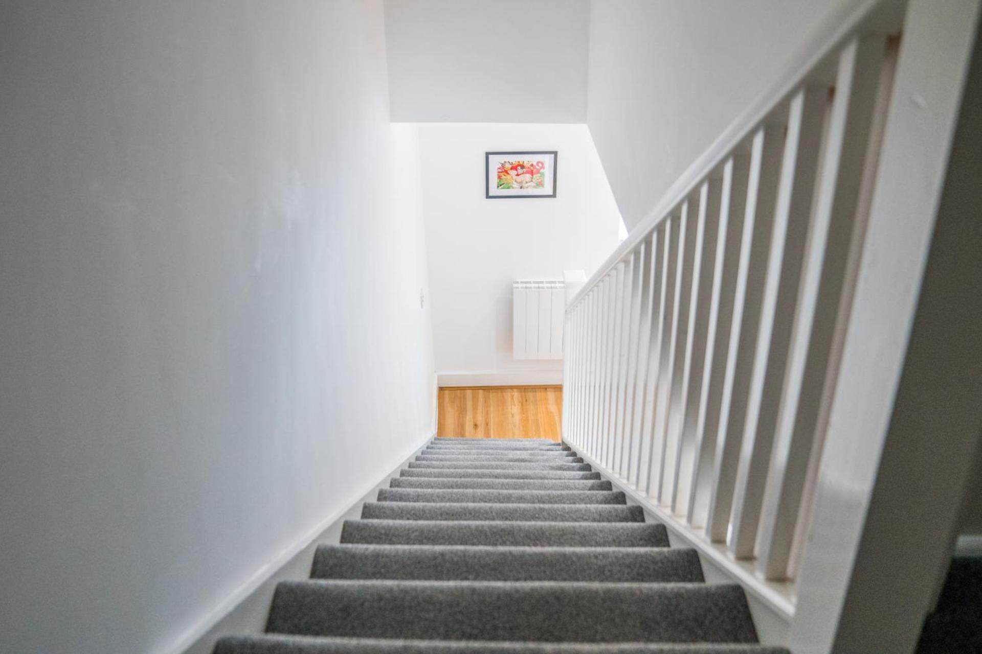 Detached Coach House near Principality Stadium in Cardiff