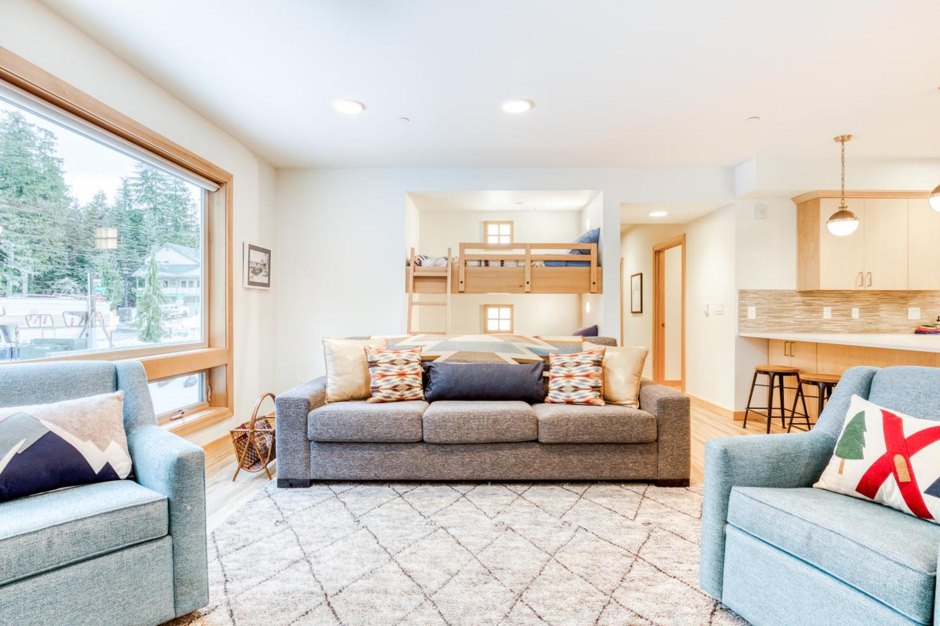 Golden Poles Chalet #110