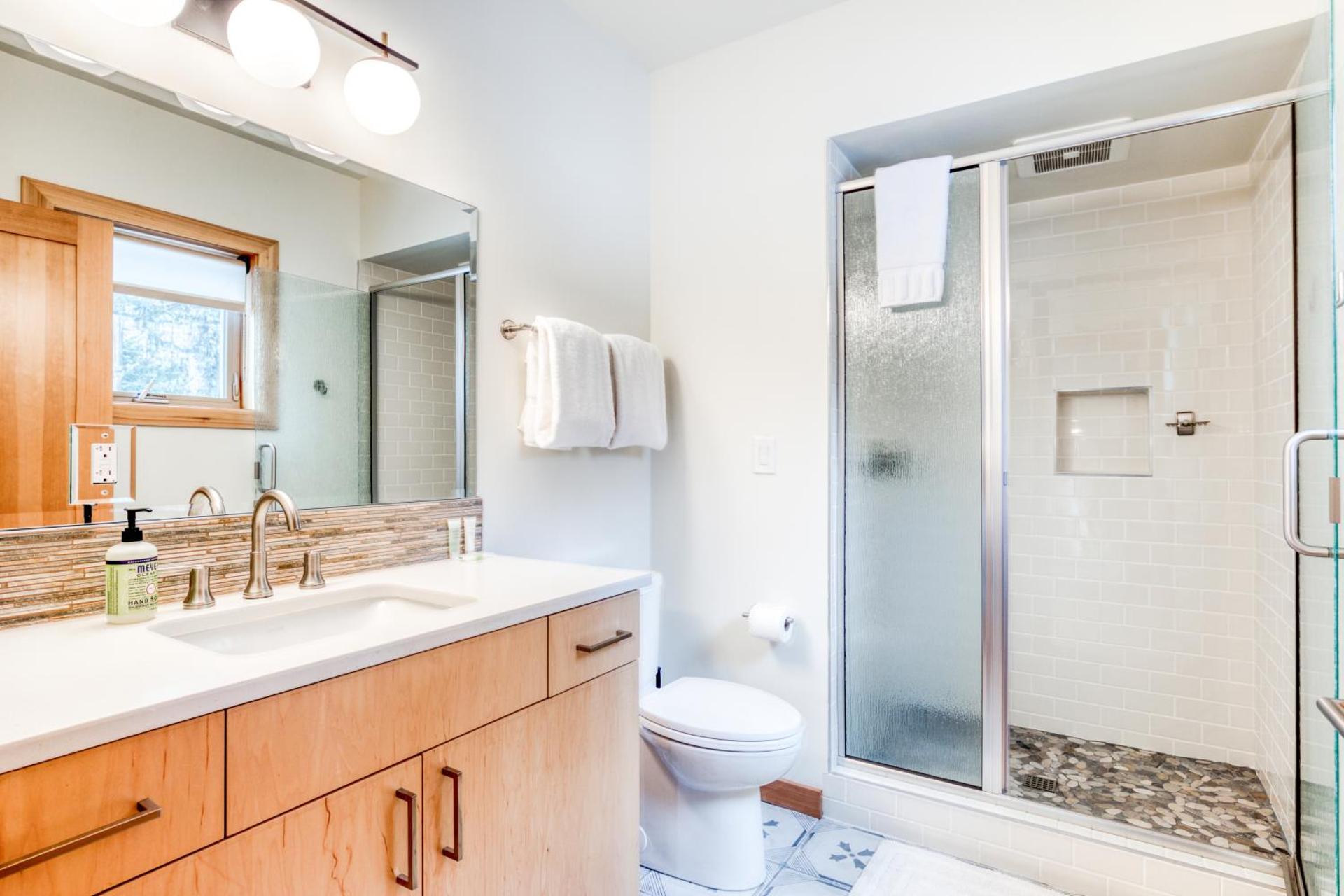 Golden Poles Chalet #110