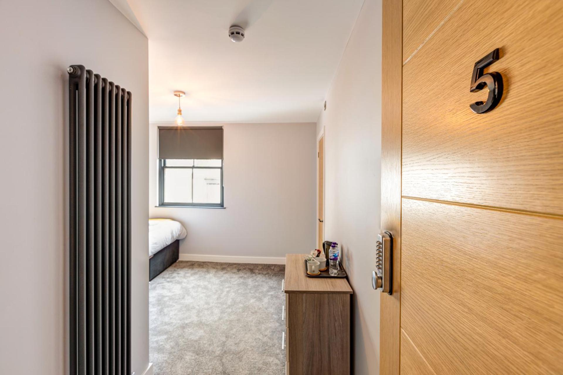 Bondgate Hotel East Midlands Airport