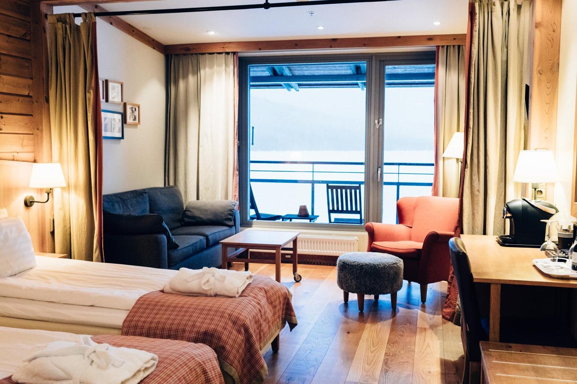 Photo of the whole room