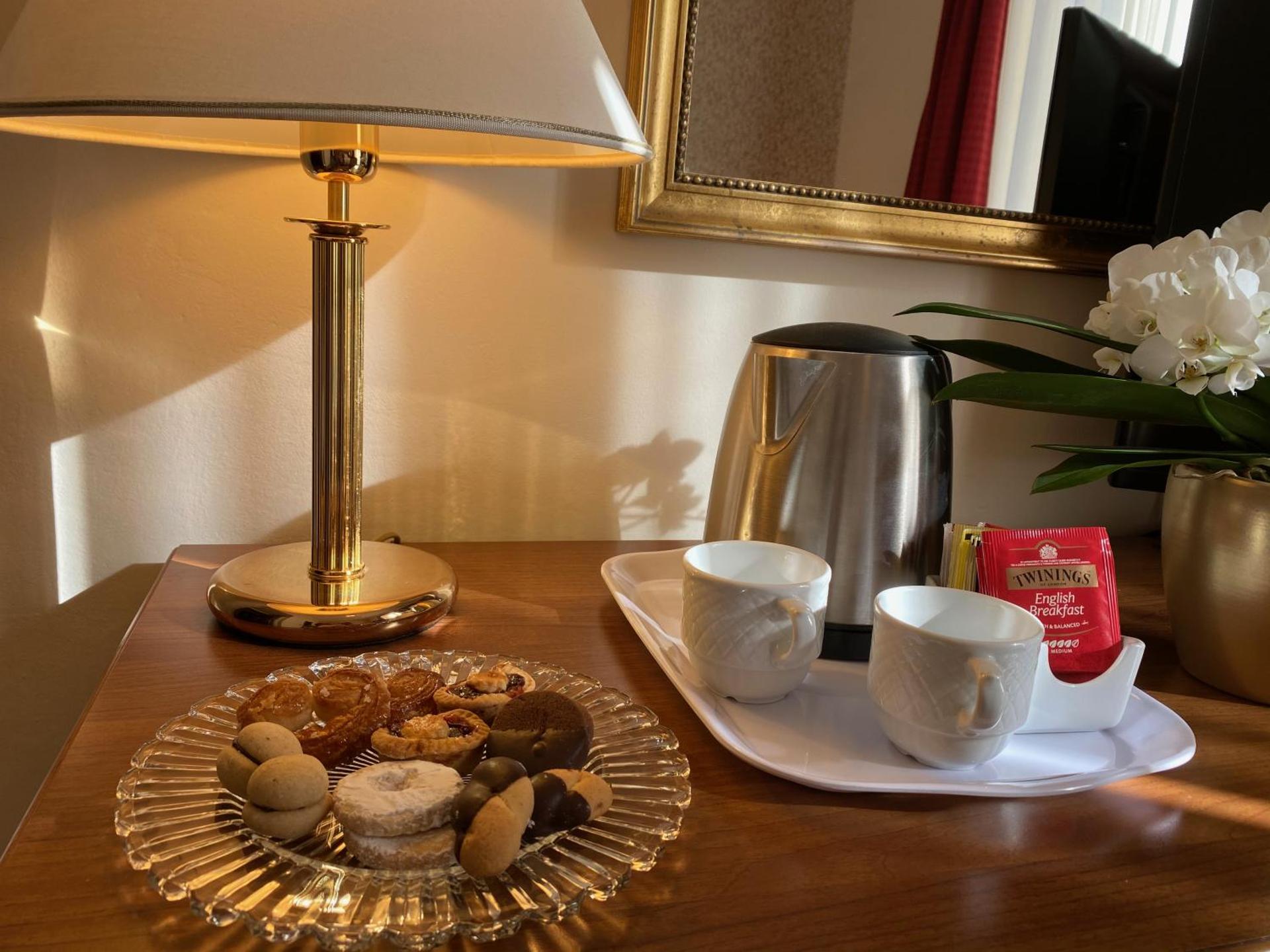 Coffee/tea facilities