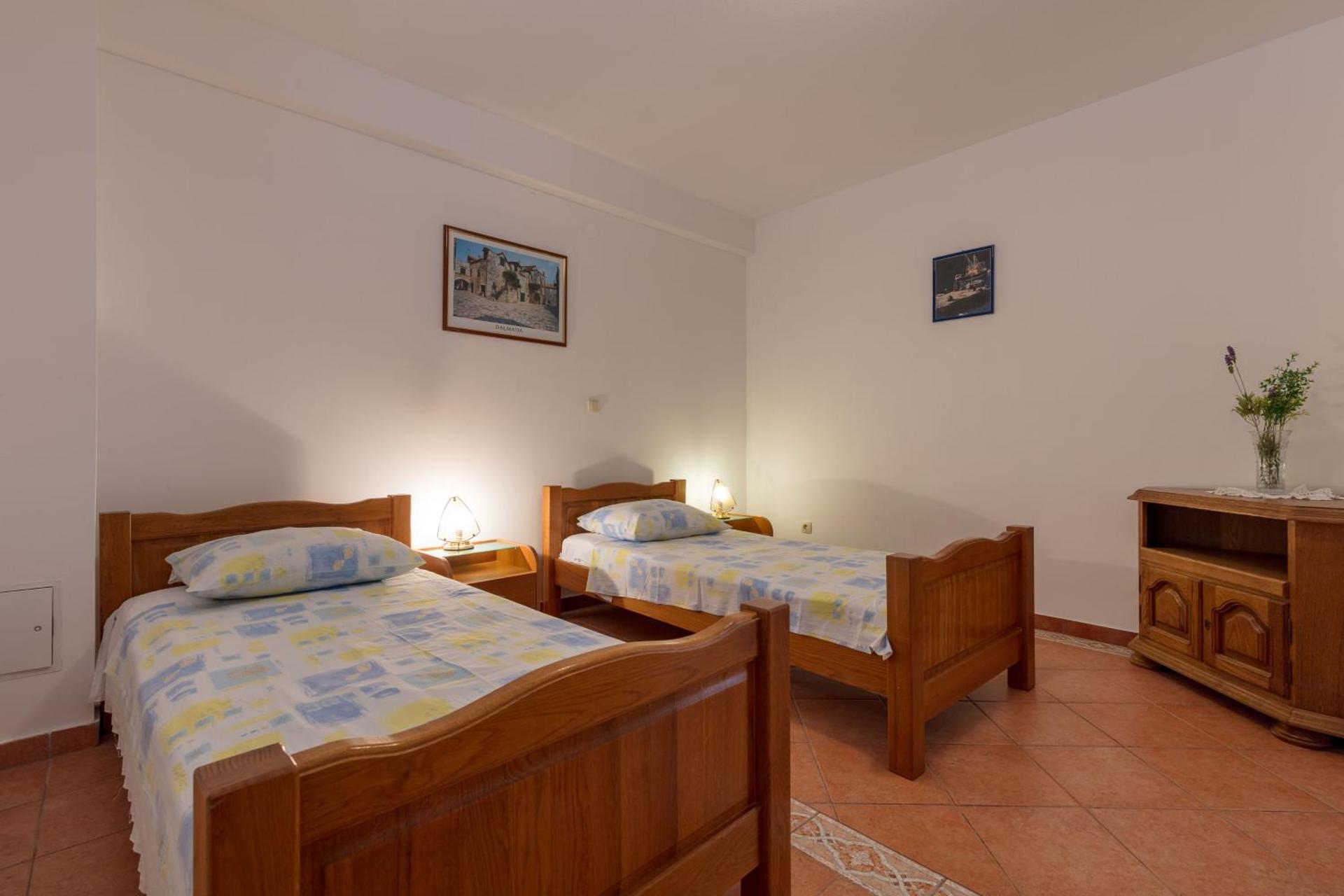 Apartment Aria with private heated pool