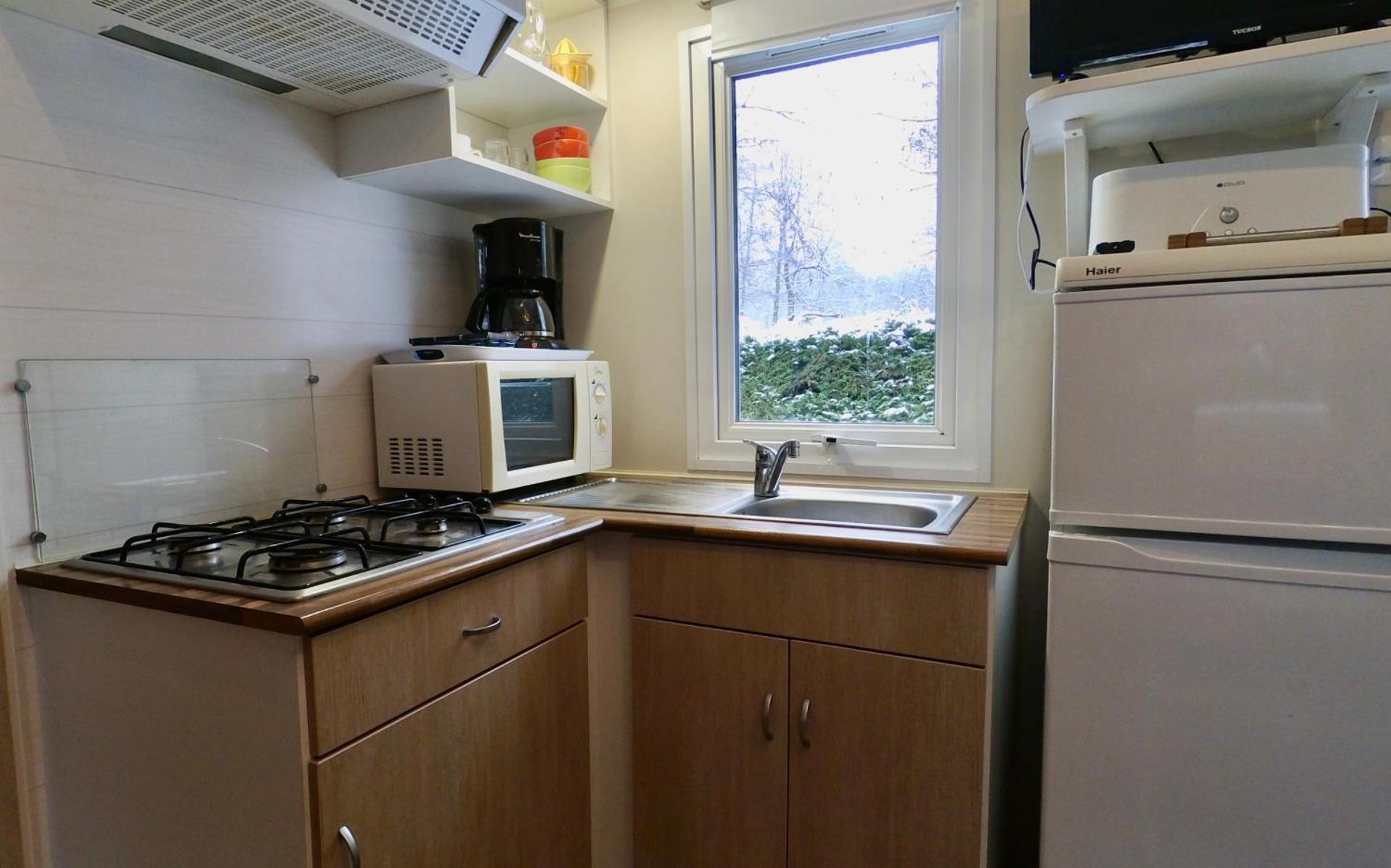 Kitchen or kitchenette