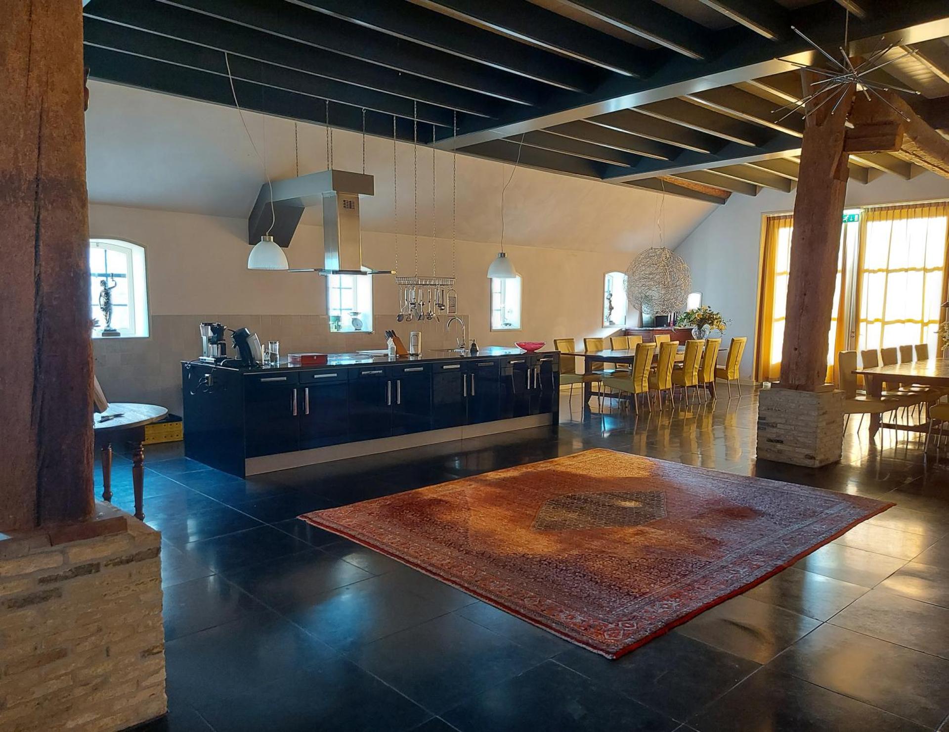 Communal lounge/ TV room