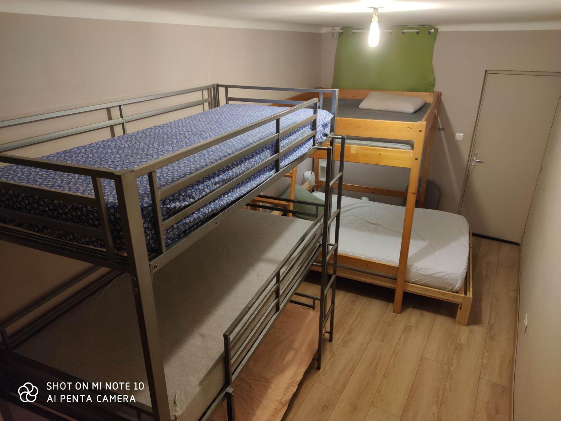 logement chambre seul en supplément ou dortoir mixte