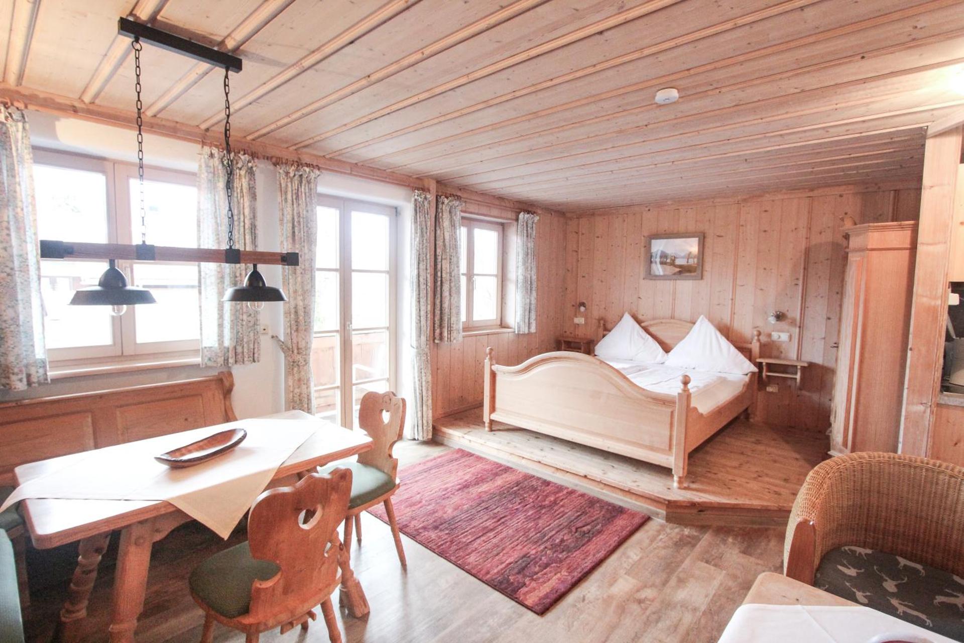 Appartementhaus Schirsner - direkt am See & am Kurpark