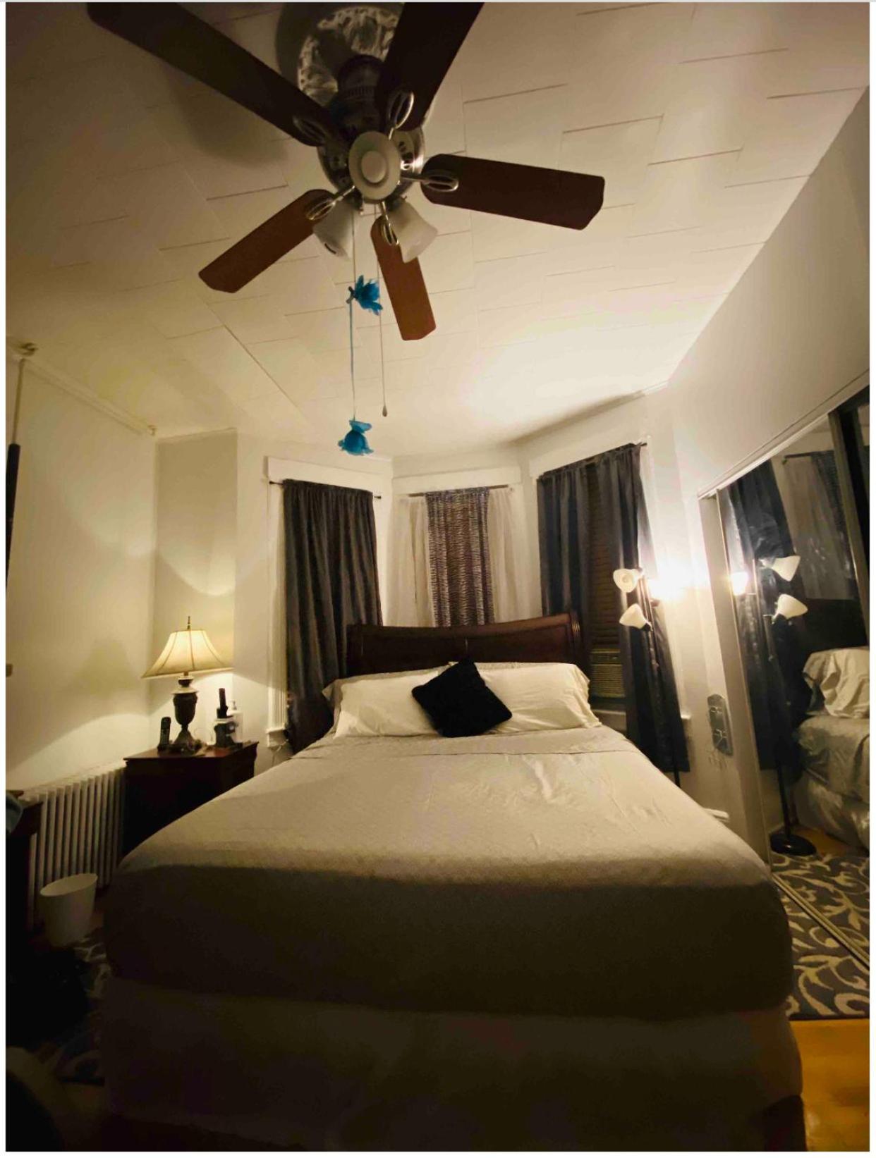 Nice 2 bedrooms, Massage Seat, close to New York, THE BEST CHOICE!!