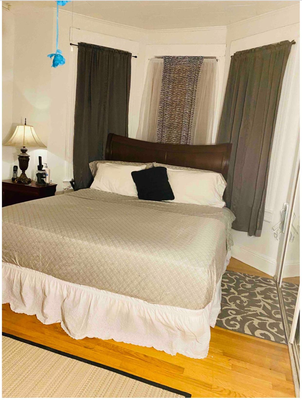 Nice 2 bedrooms, Massage Seat, close to New York, THE BEST CHOICE!!