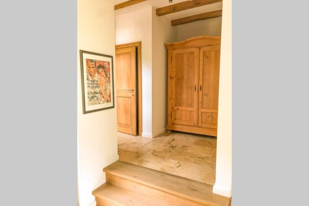 Gastenhuis prachtige Historische Vierkant Hoeve