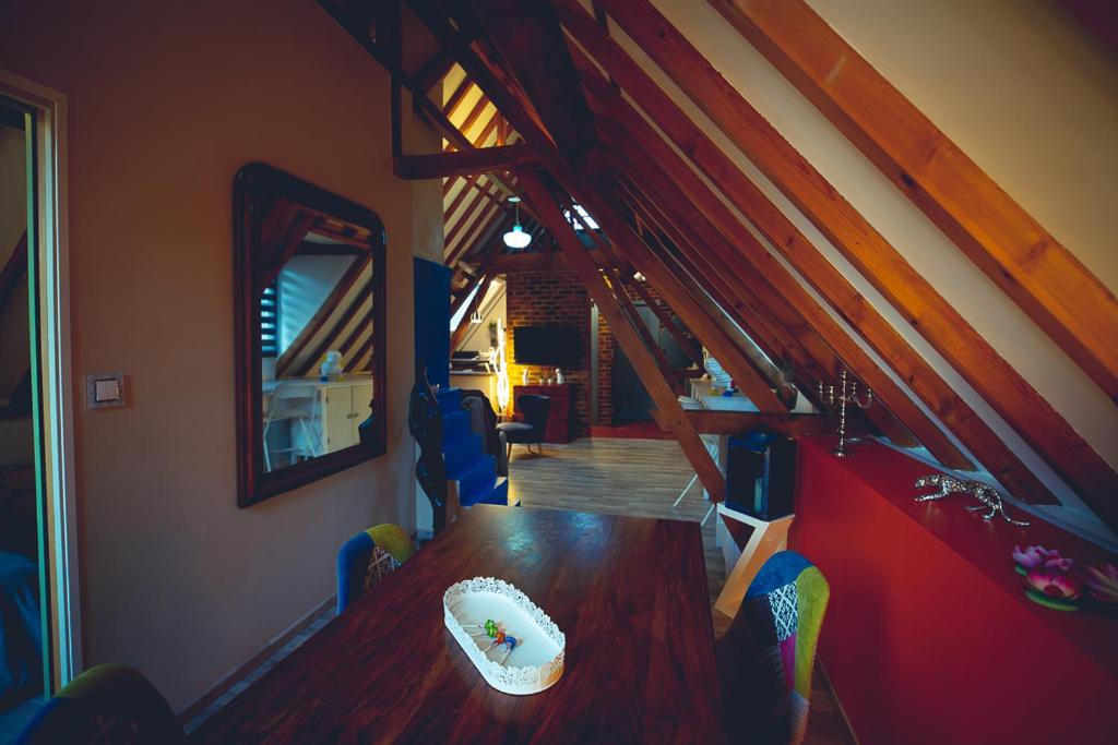 Appart ROMANTIQUE dans HYPER CENTRE wifi