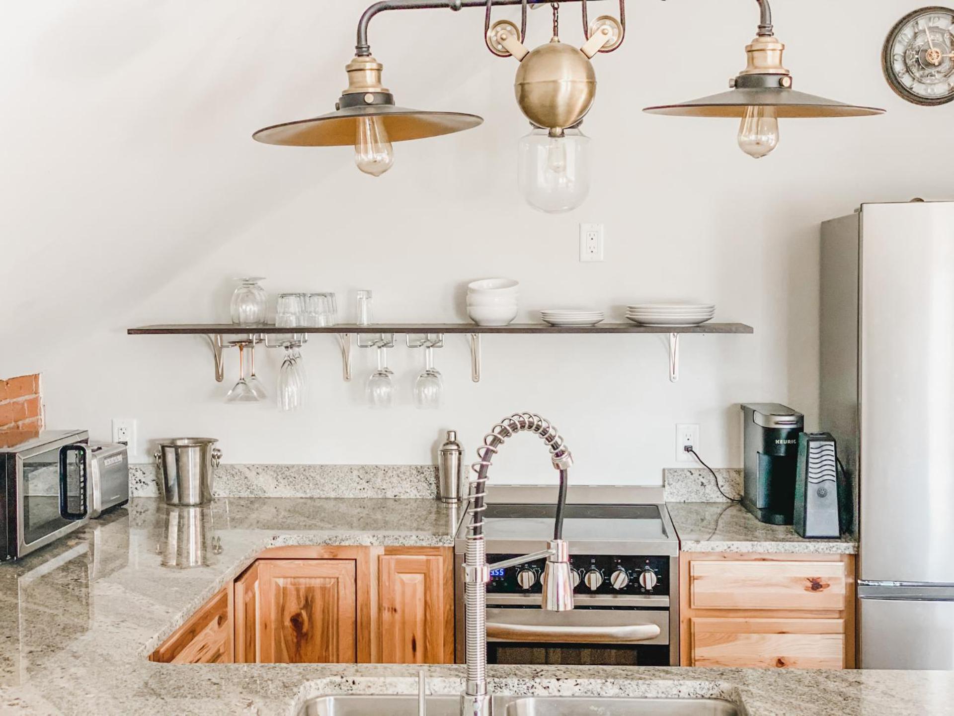 Kitchen or kitchenette