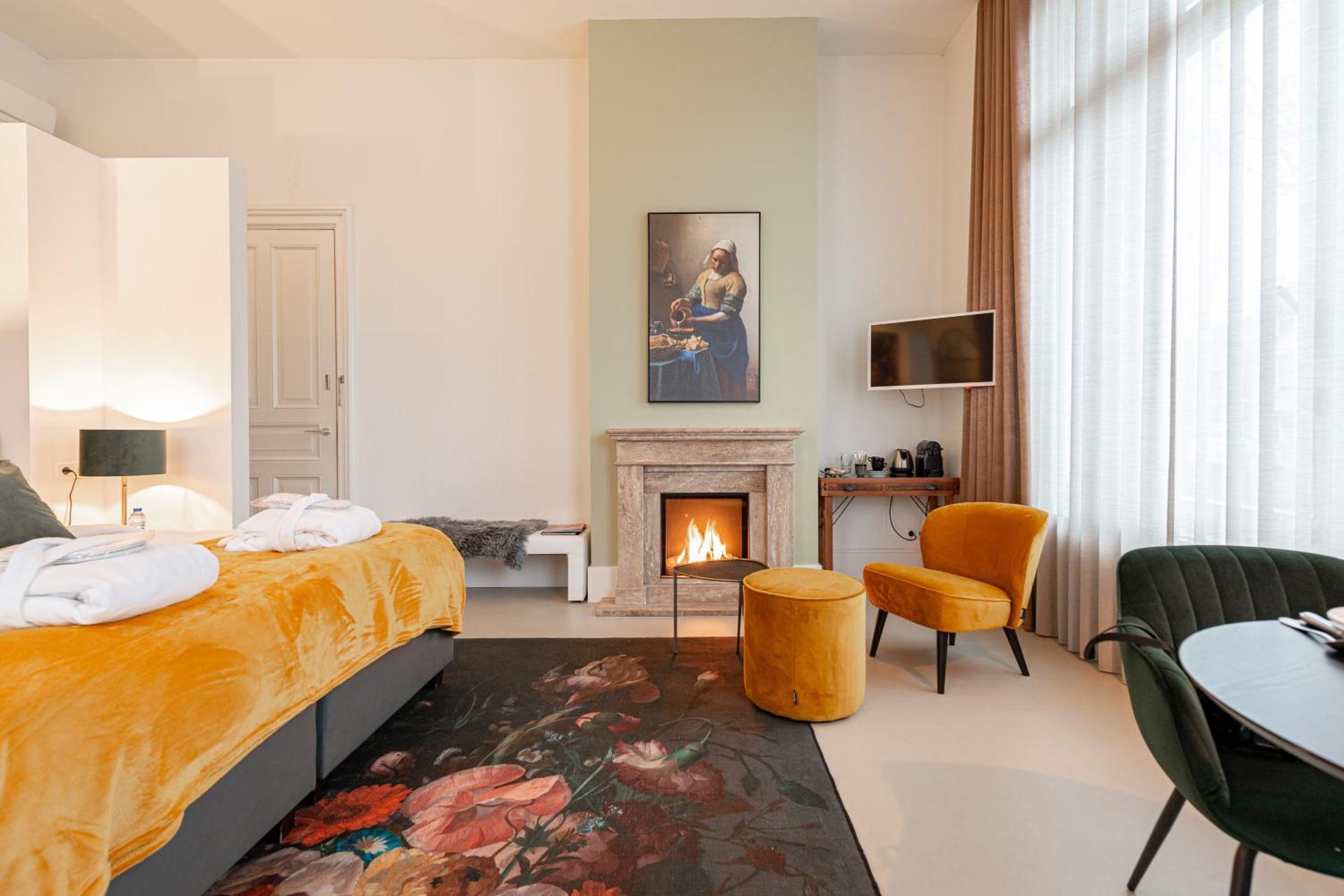 Photo of the whole room