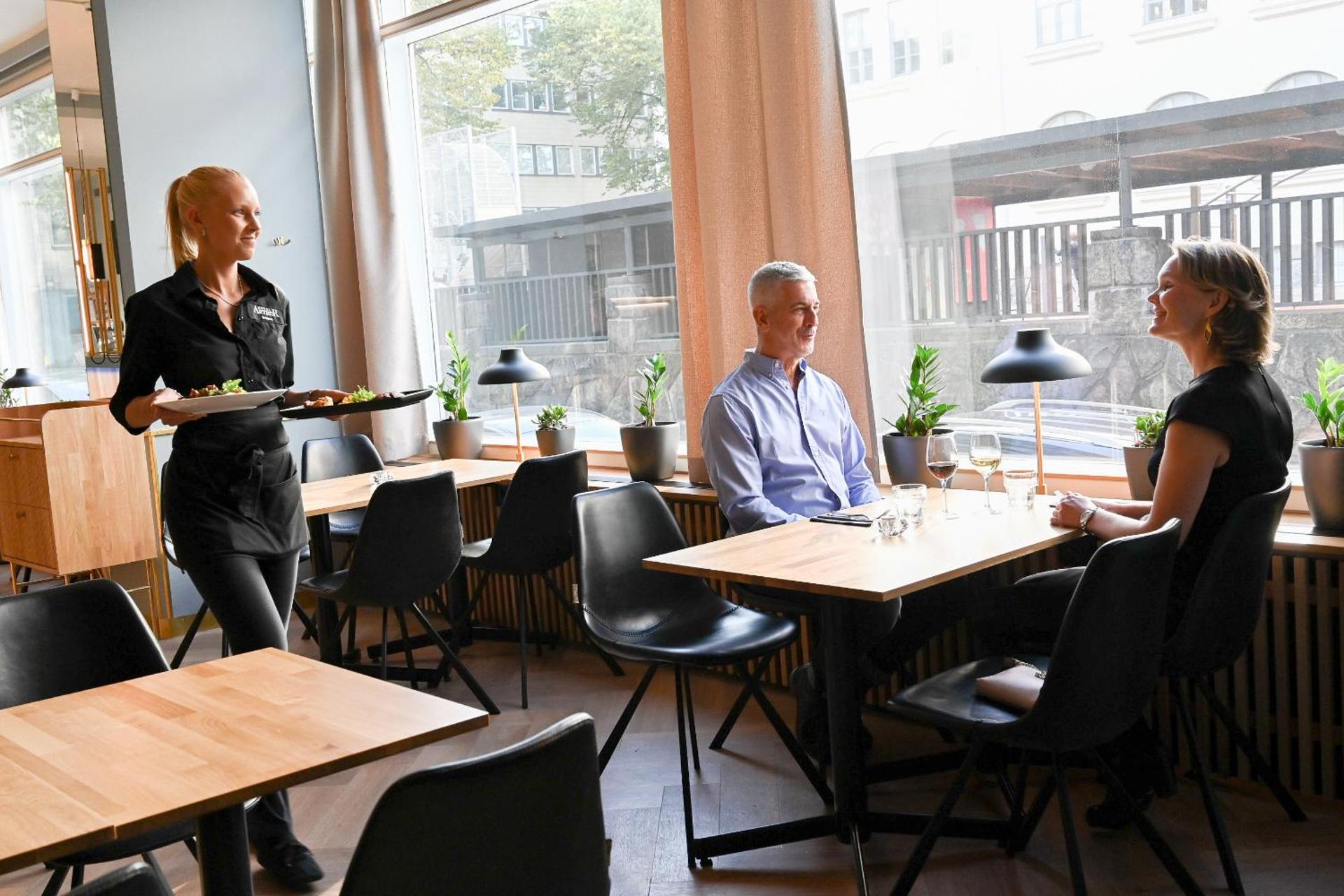 Restaurant/places to eat