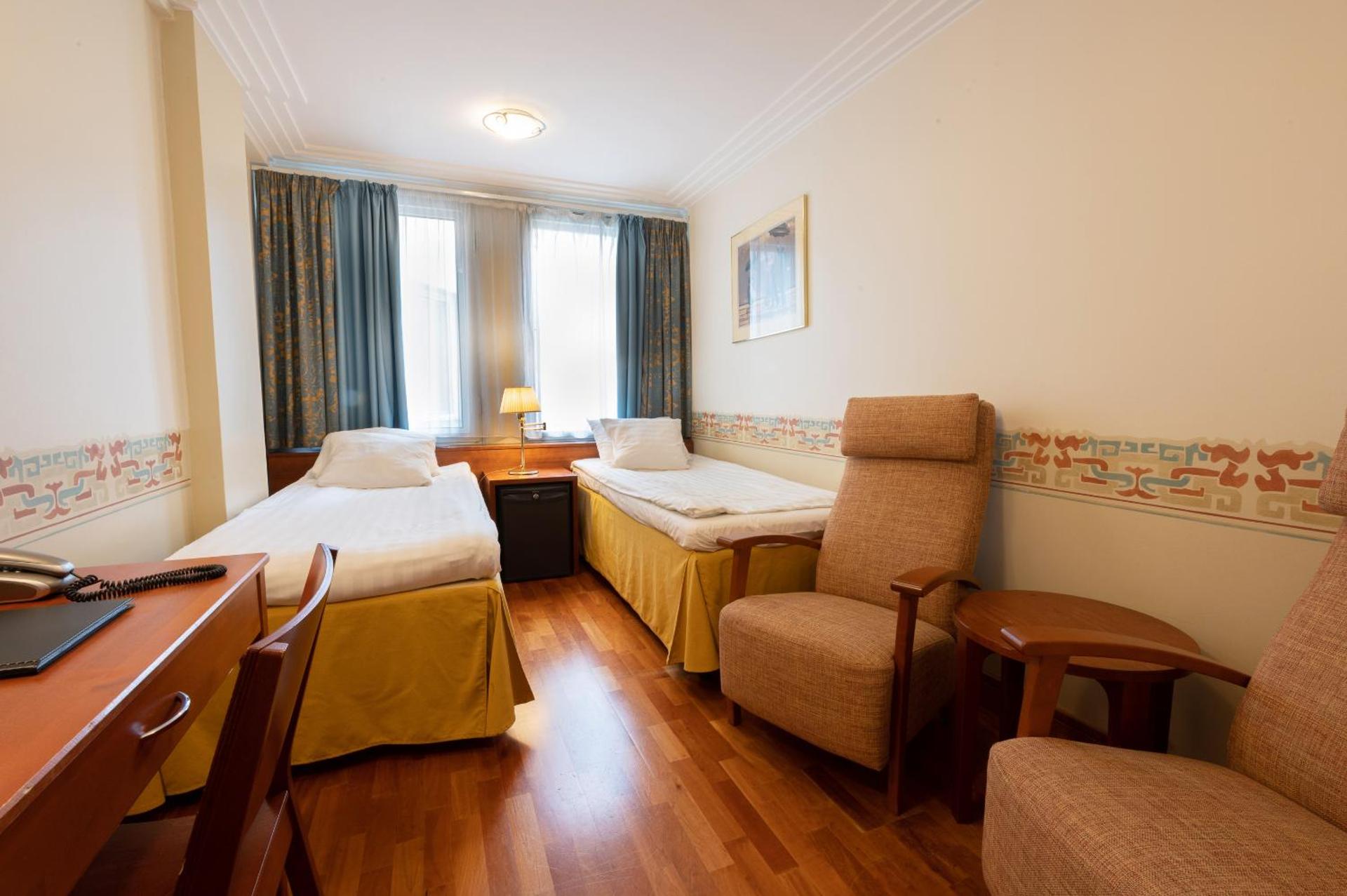 Photo of the whole room