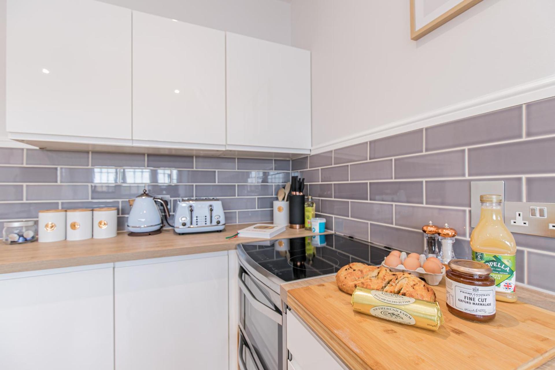 Oxfordshire Living - The Spencer Apartment - Woodstock