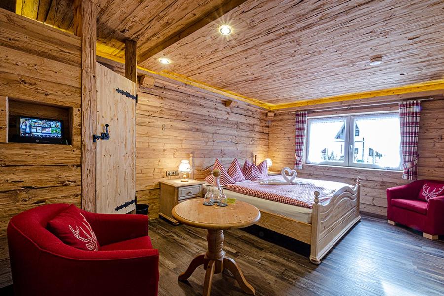 Almhotel Grünsteinblick - Adults only