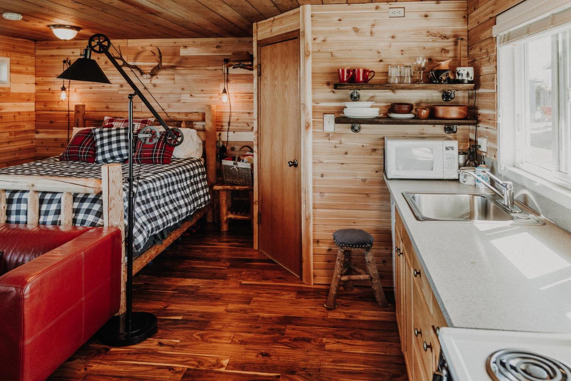 Dungeness Bay Cottages