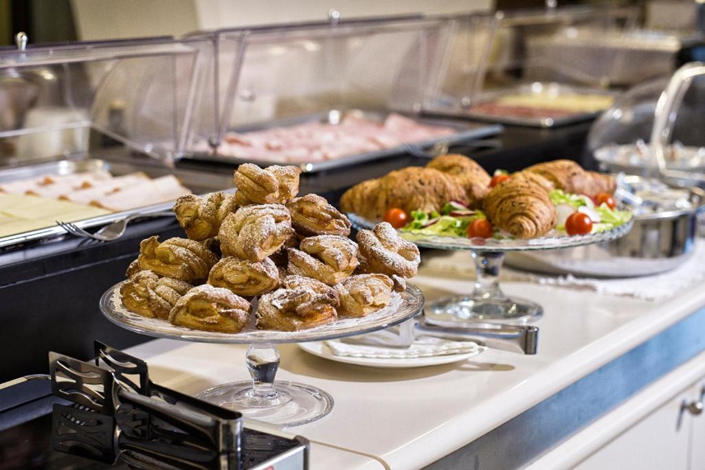 Continental breakfast