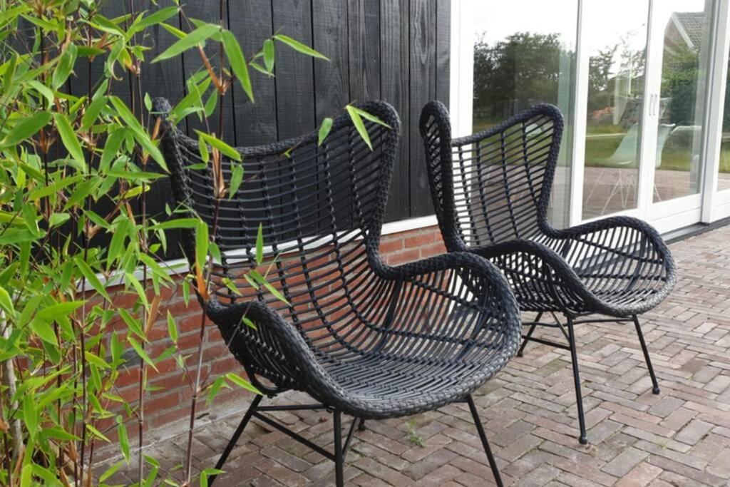 Ermerhoek, in de Hof