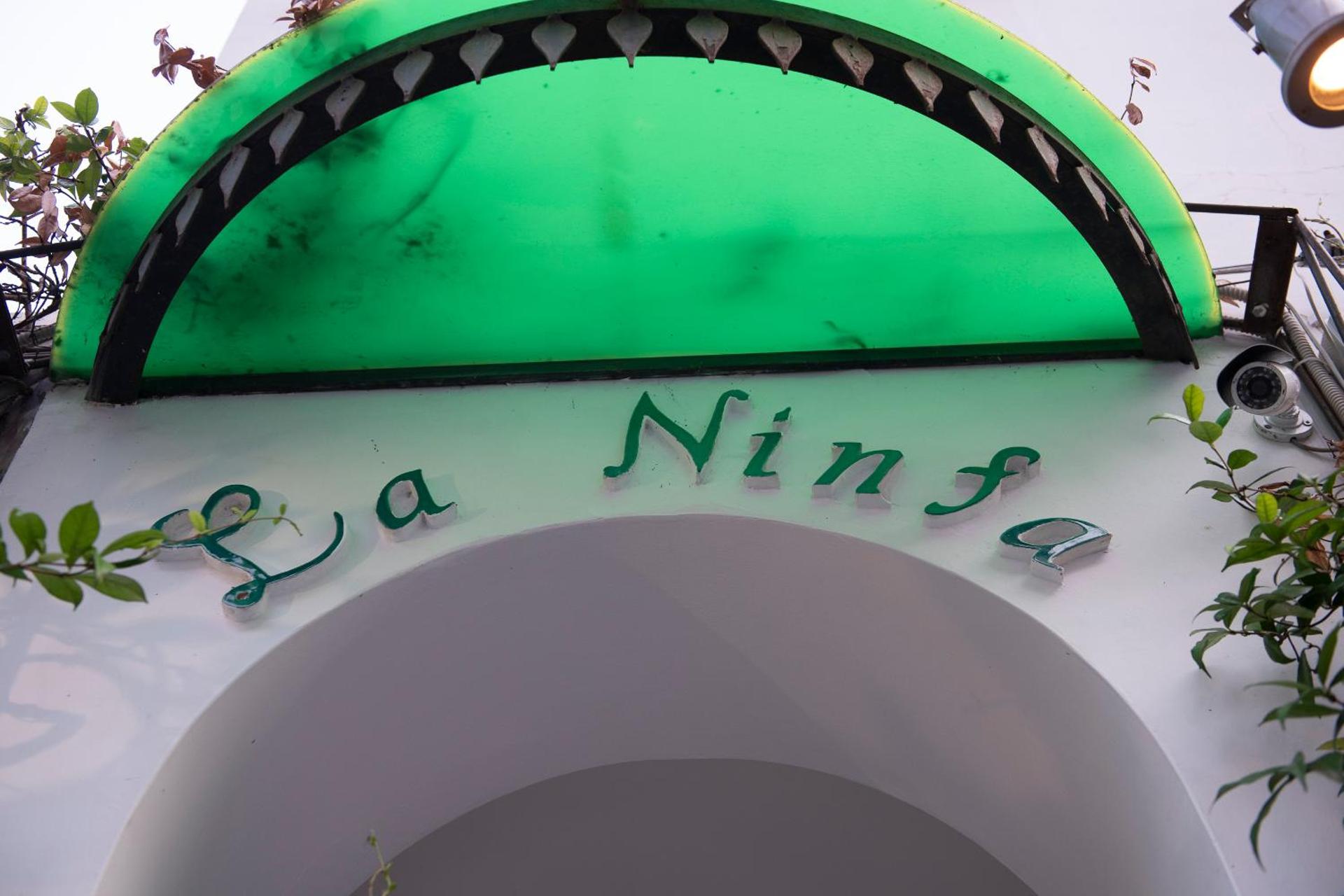 Property logo or sign