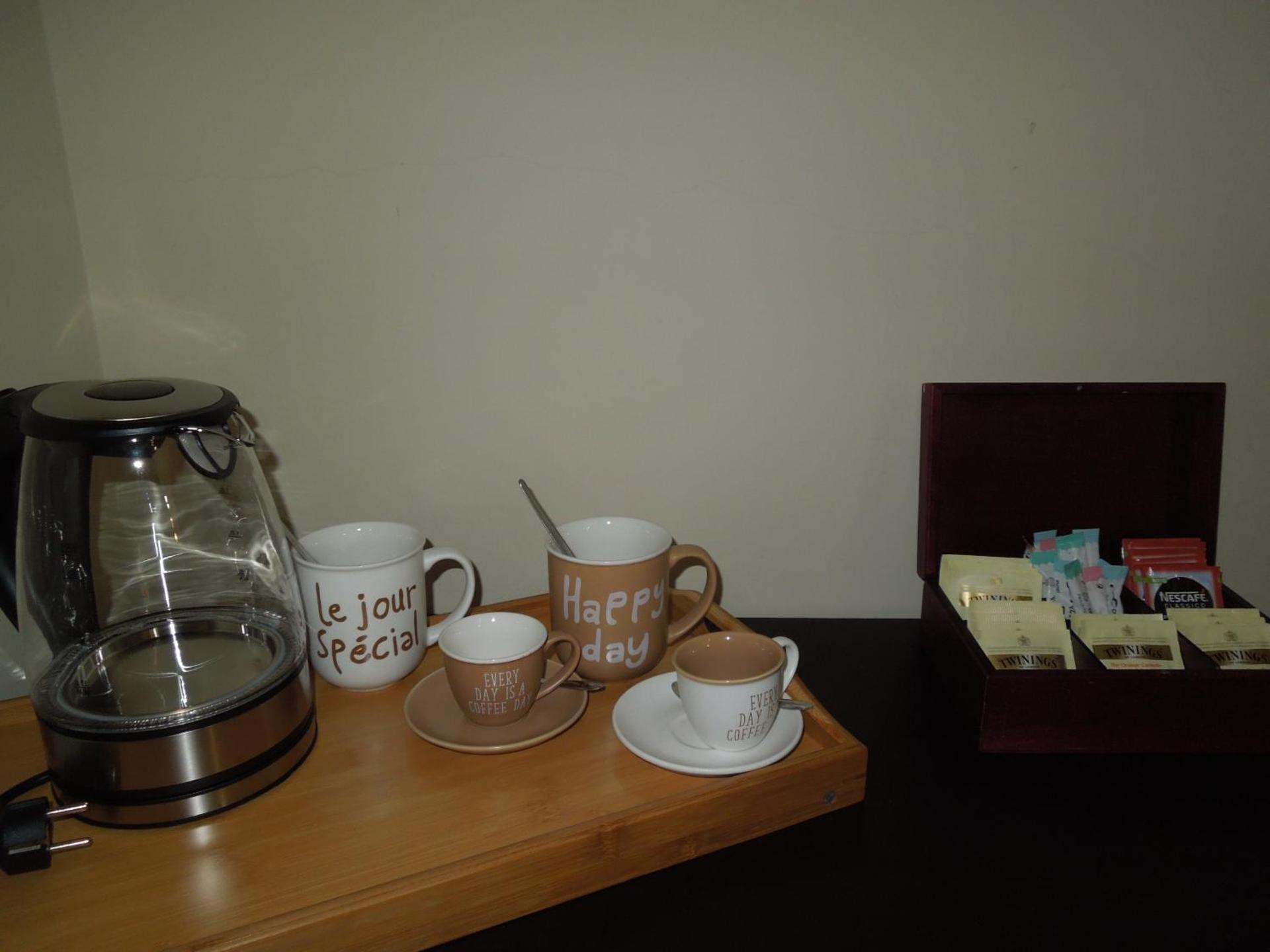 Coffee/tea facilities