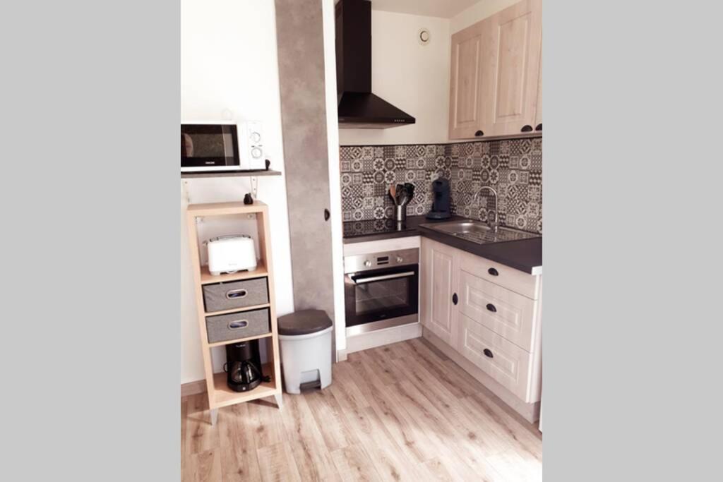 Kitchen or kitchenette