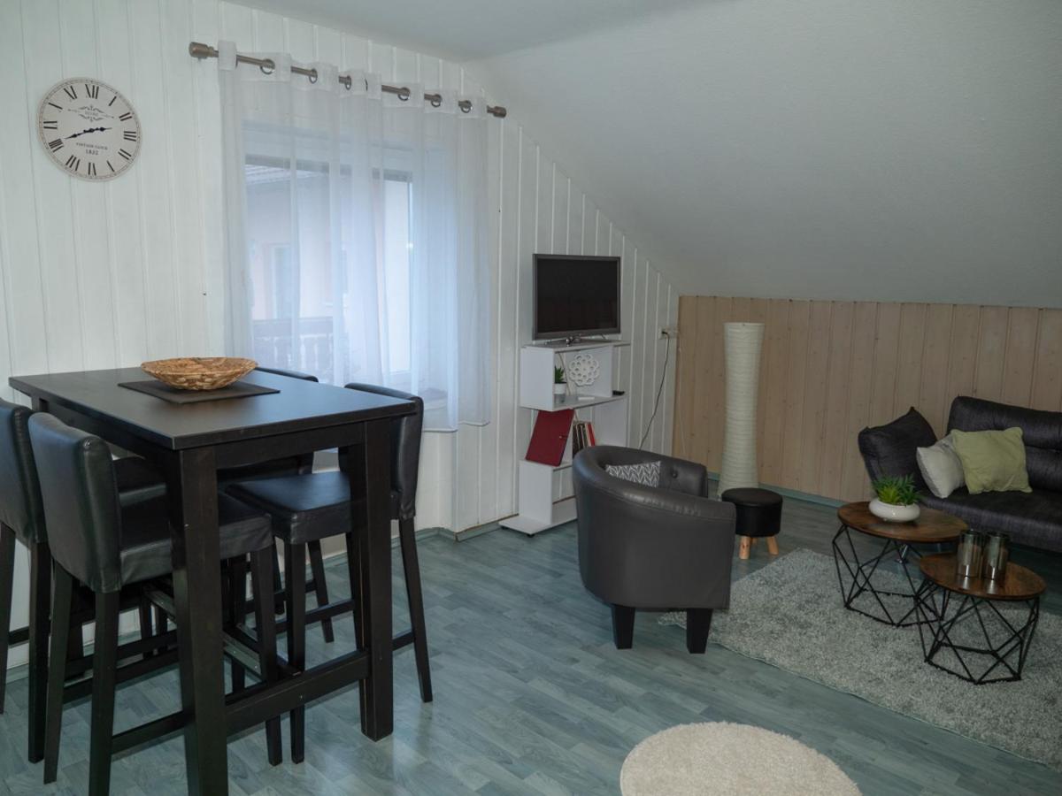 Ferienwohnungen Hirschen Lottstetten