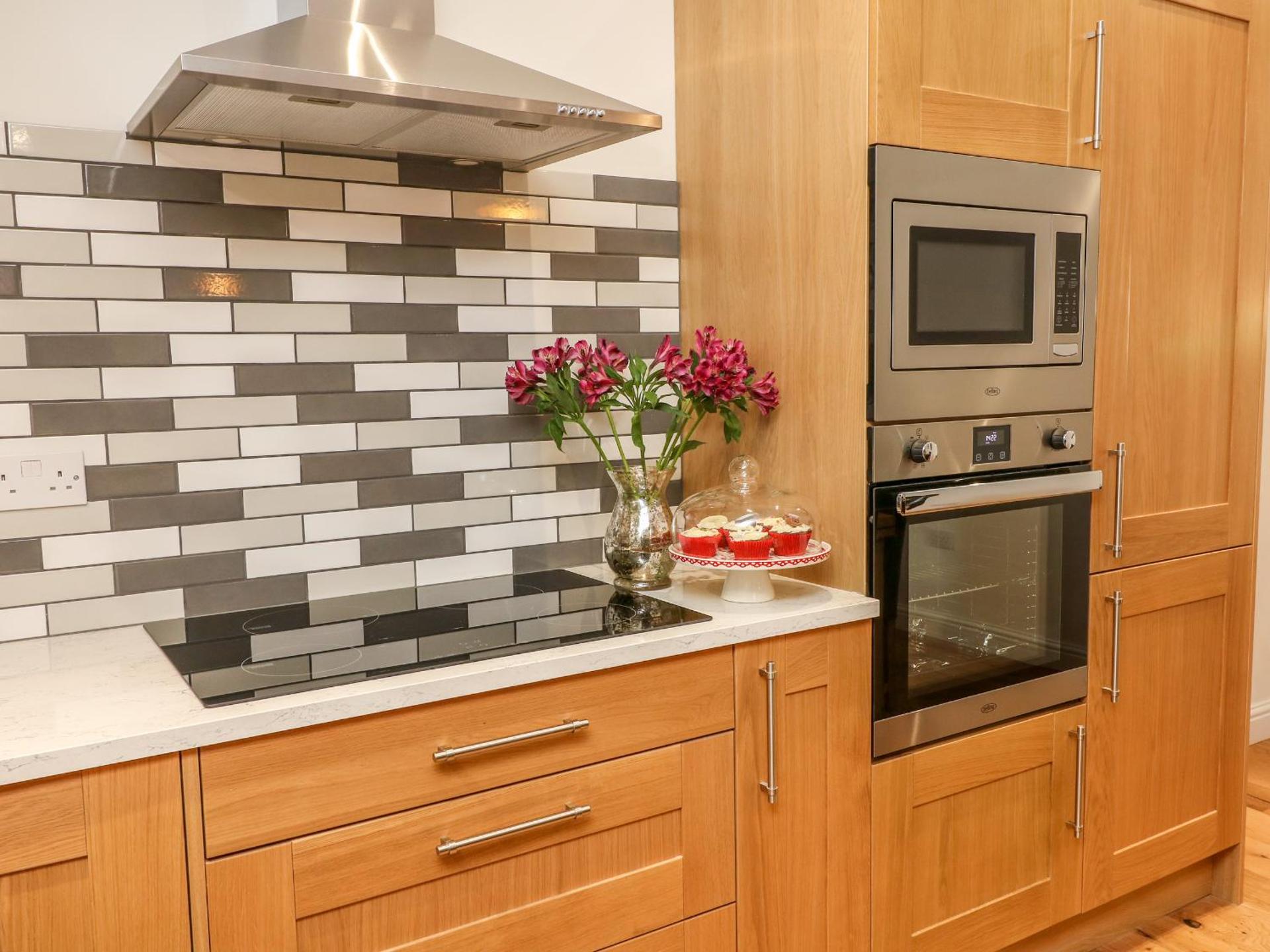 Macaw Cottages No 4A