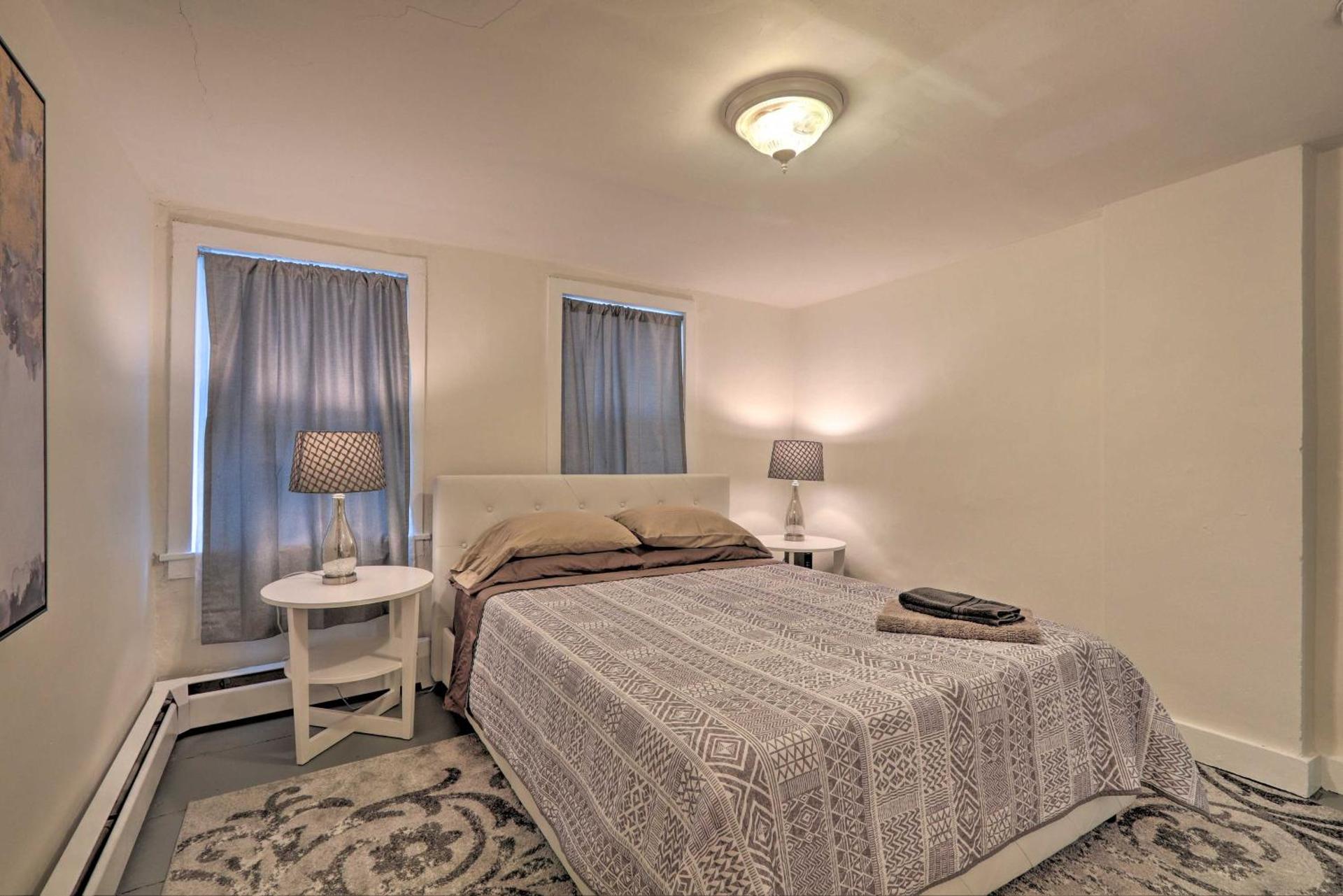 Cozy Lambertville Abode in the Heart of Downtown!