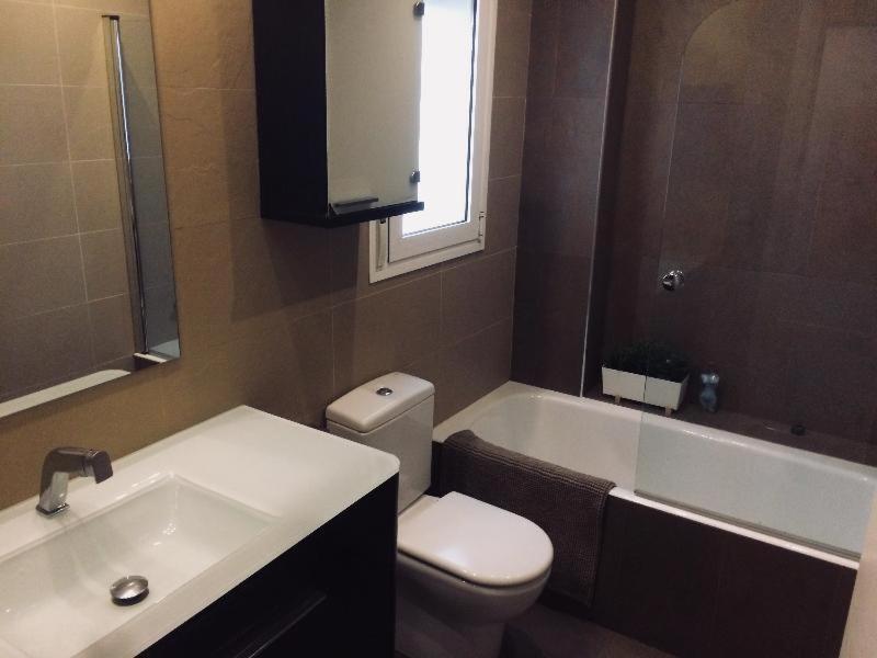 Dos Torres Bilbo Puerta del Carmen