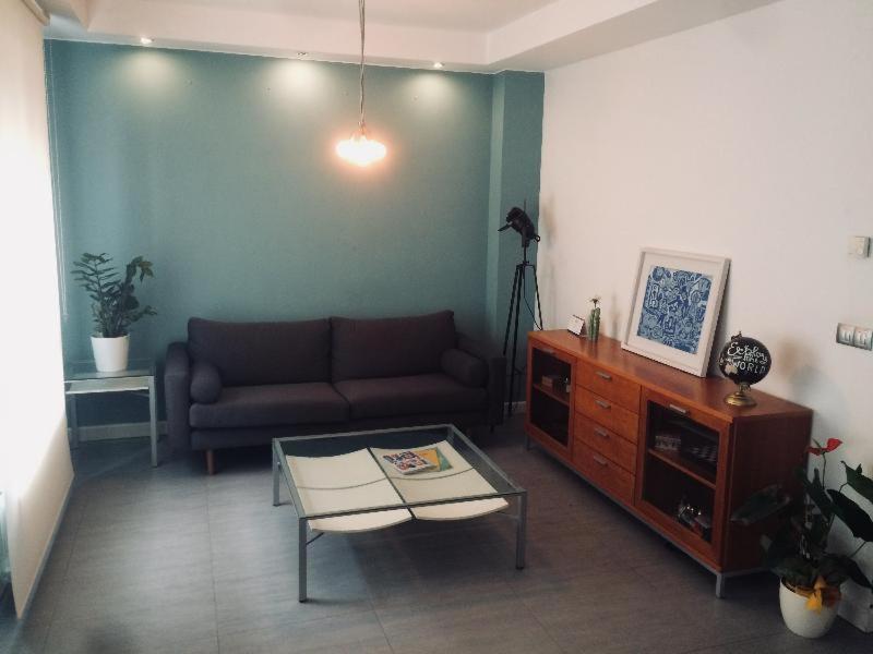 Dos Torres Bilbo Puerta del Carmen