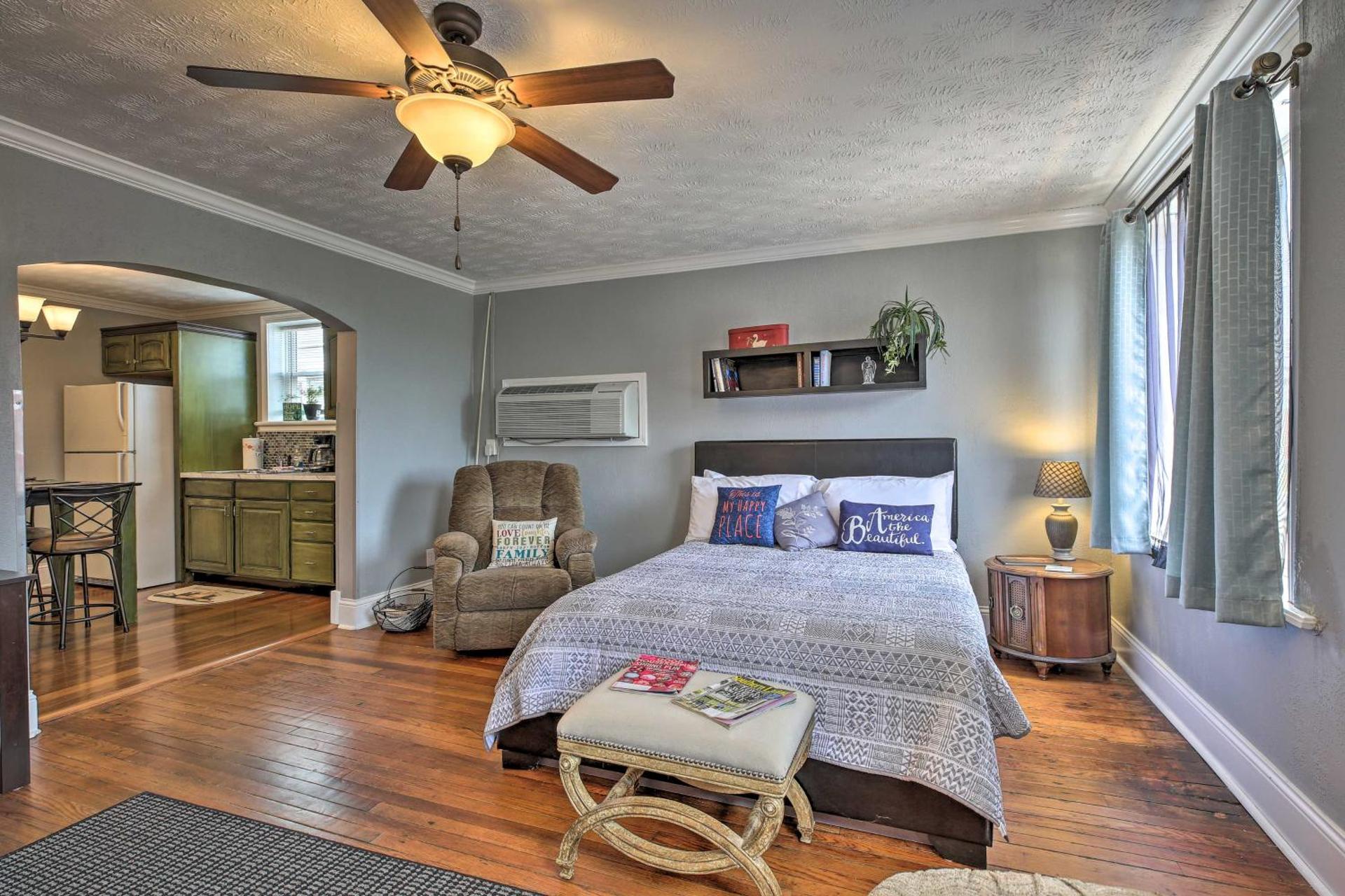 2 Mi to Ark Encounter Updated Williamstown Apt!