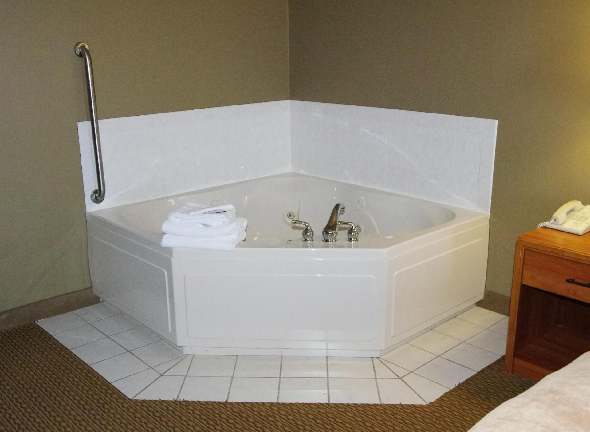 King Studio Suite - Non-Smoking