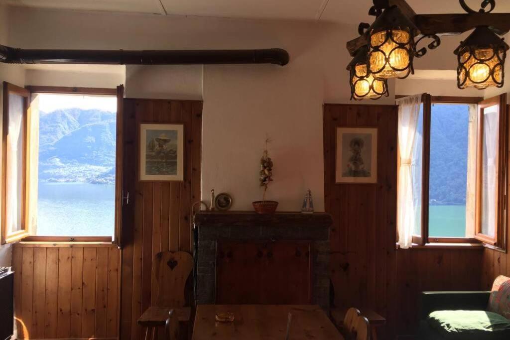 Nel set di piccolo mondo antico Villa Viola