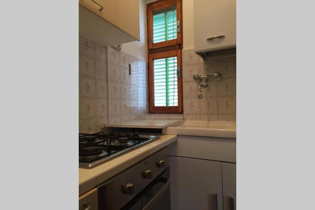 Nel set di piccolo mondo antico Villa Viola