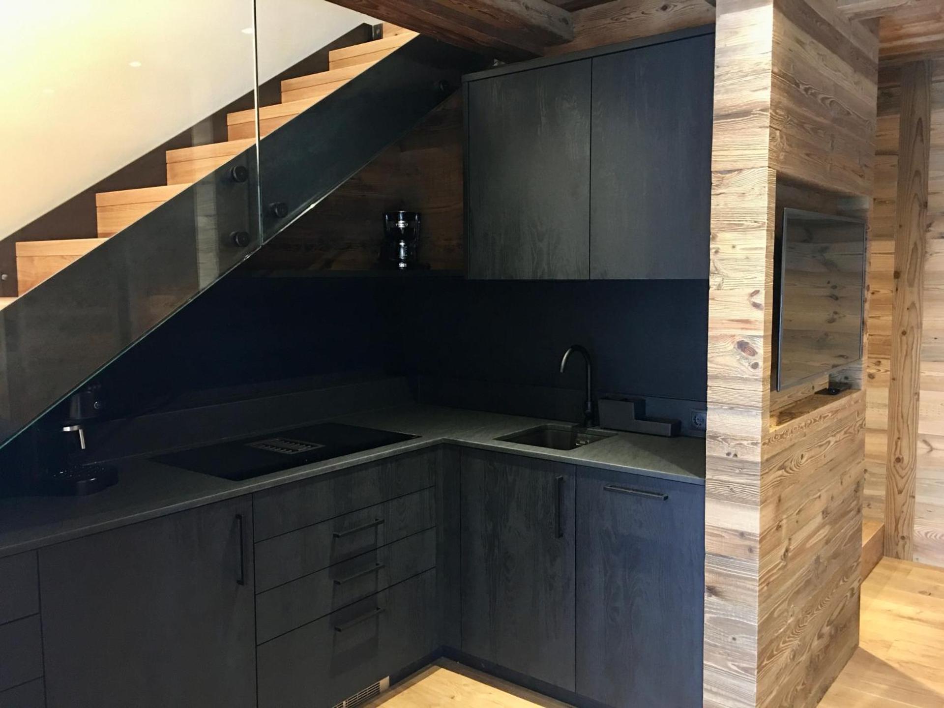 Kitchen or kitchenette