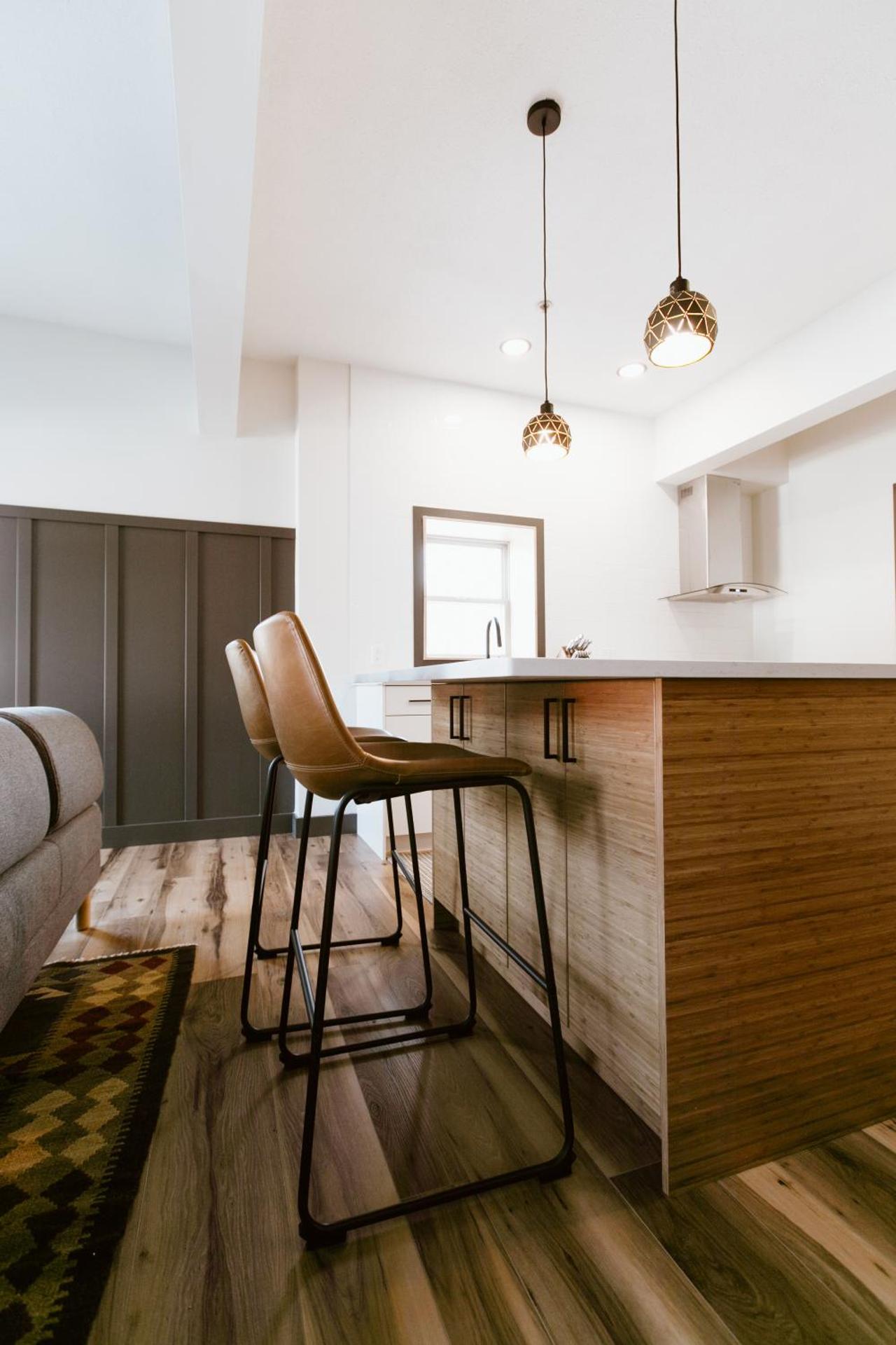 The Flying Steamshovel Inn